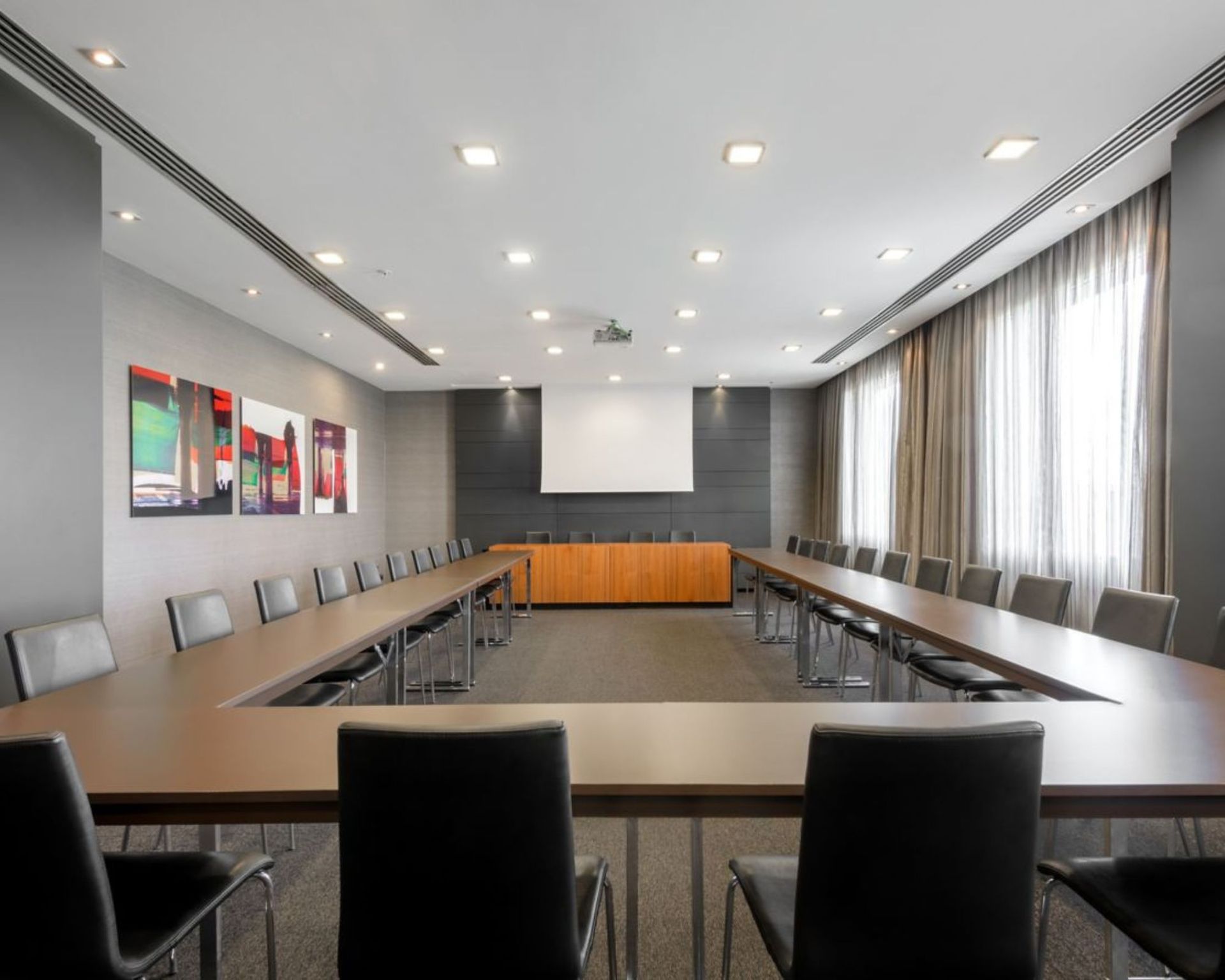 sala riunioni AC Hotel