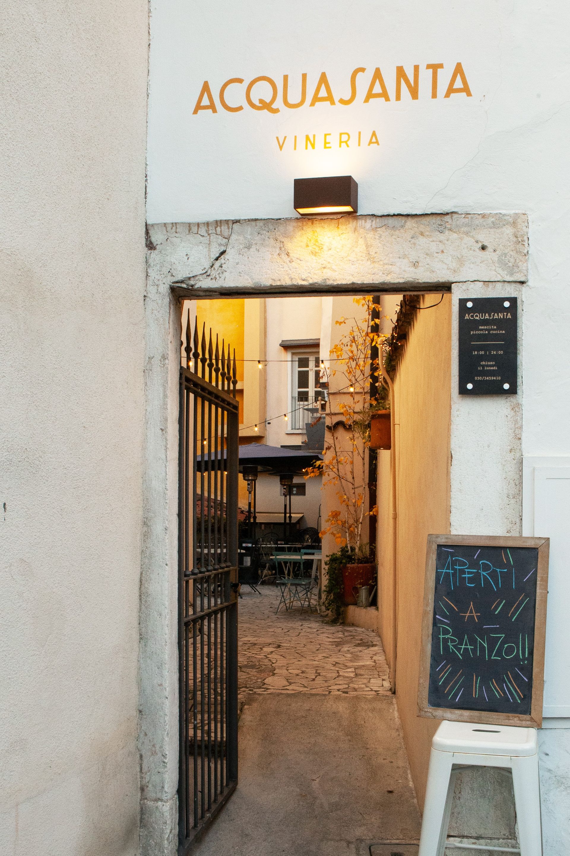 AcquaSanta - © Photo by ACQUASANTA