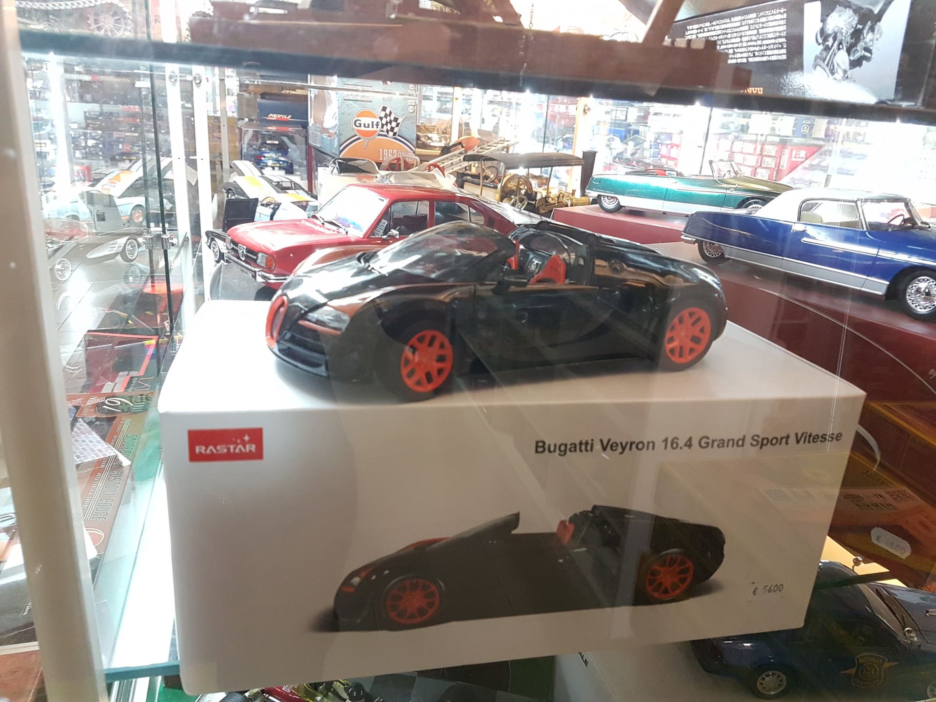 Albert model - © Photo by Daniele Bianchini