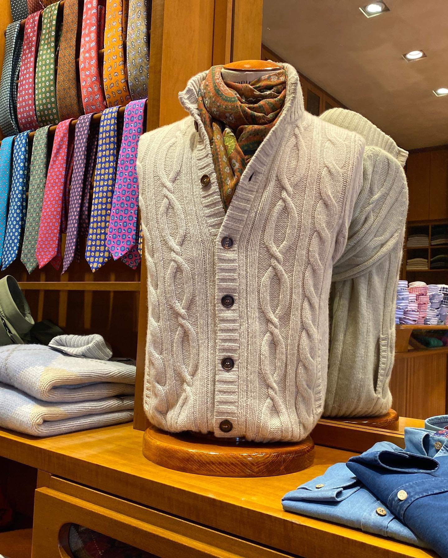 Alexander - © Photo by angelo venturini