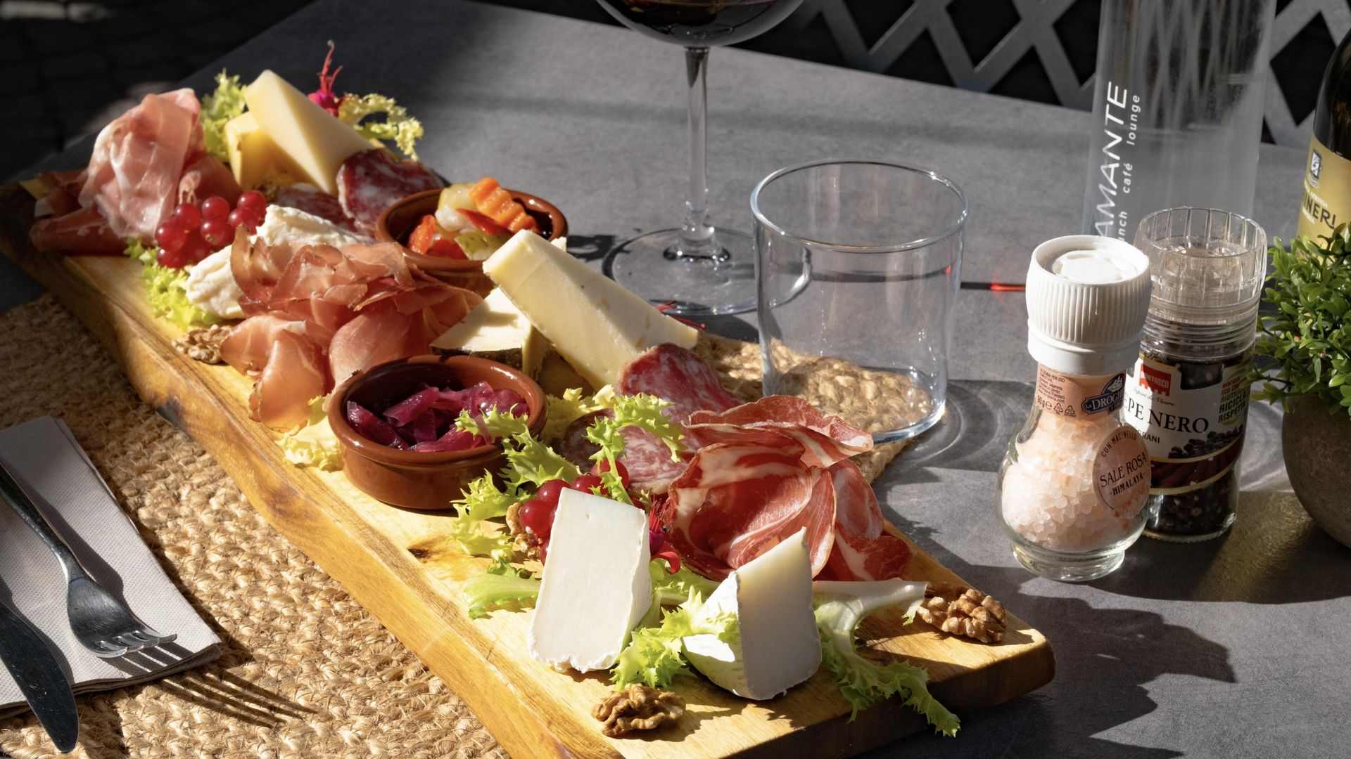 Amante - © Photo by Amante