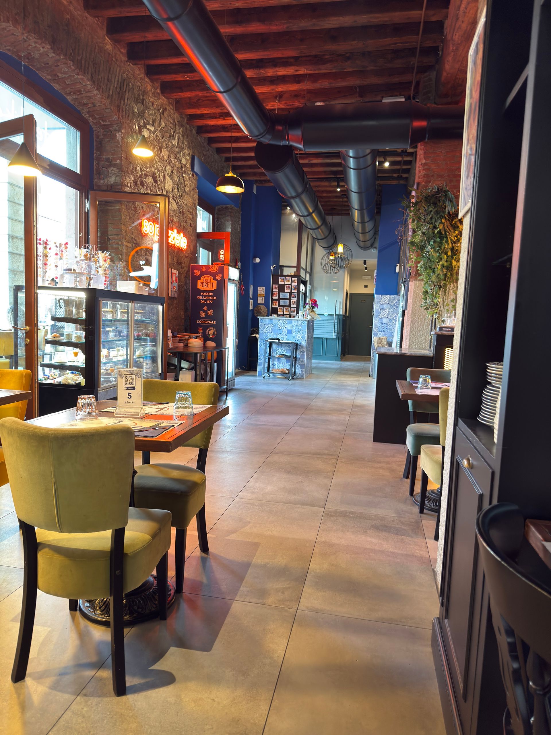 Autentiko - © Photo by sirio