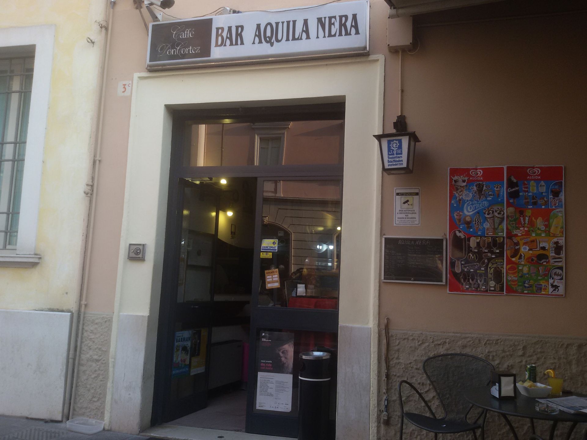 bar aquila nera - © Photo by Basarsogo B