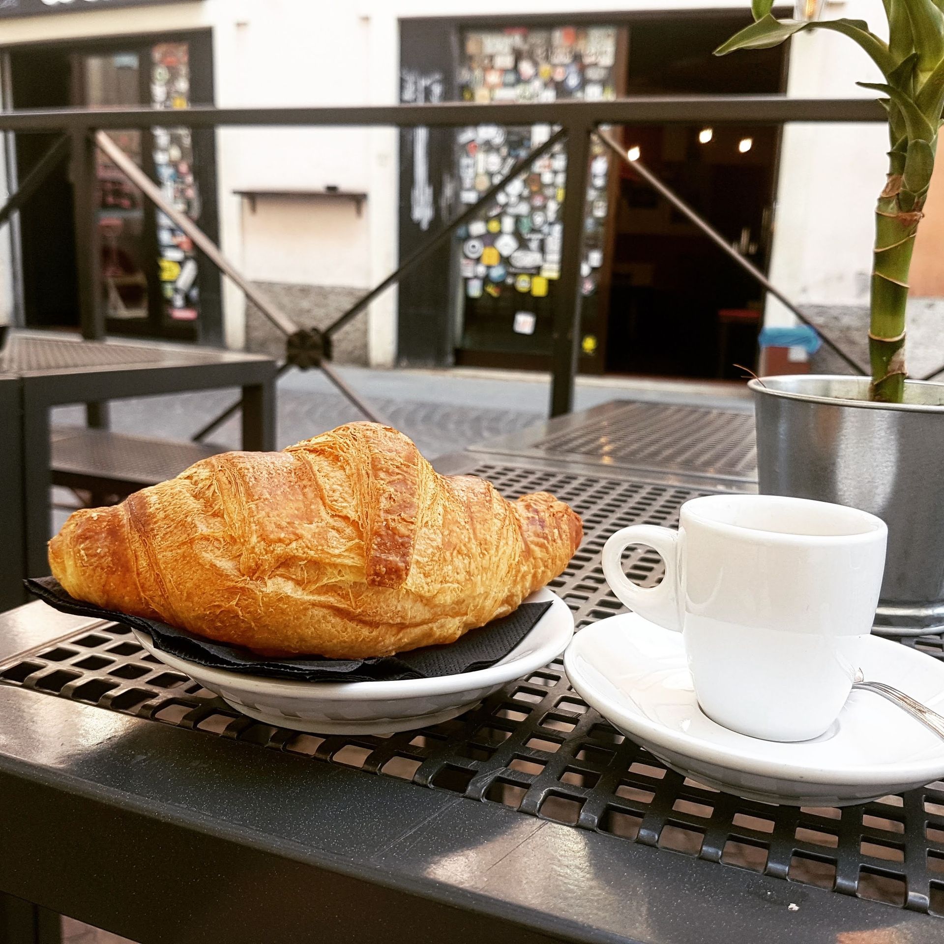 Bar d'altri - © Photo by bar d'altri