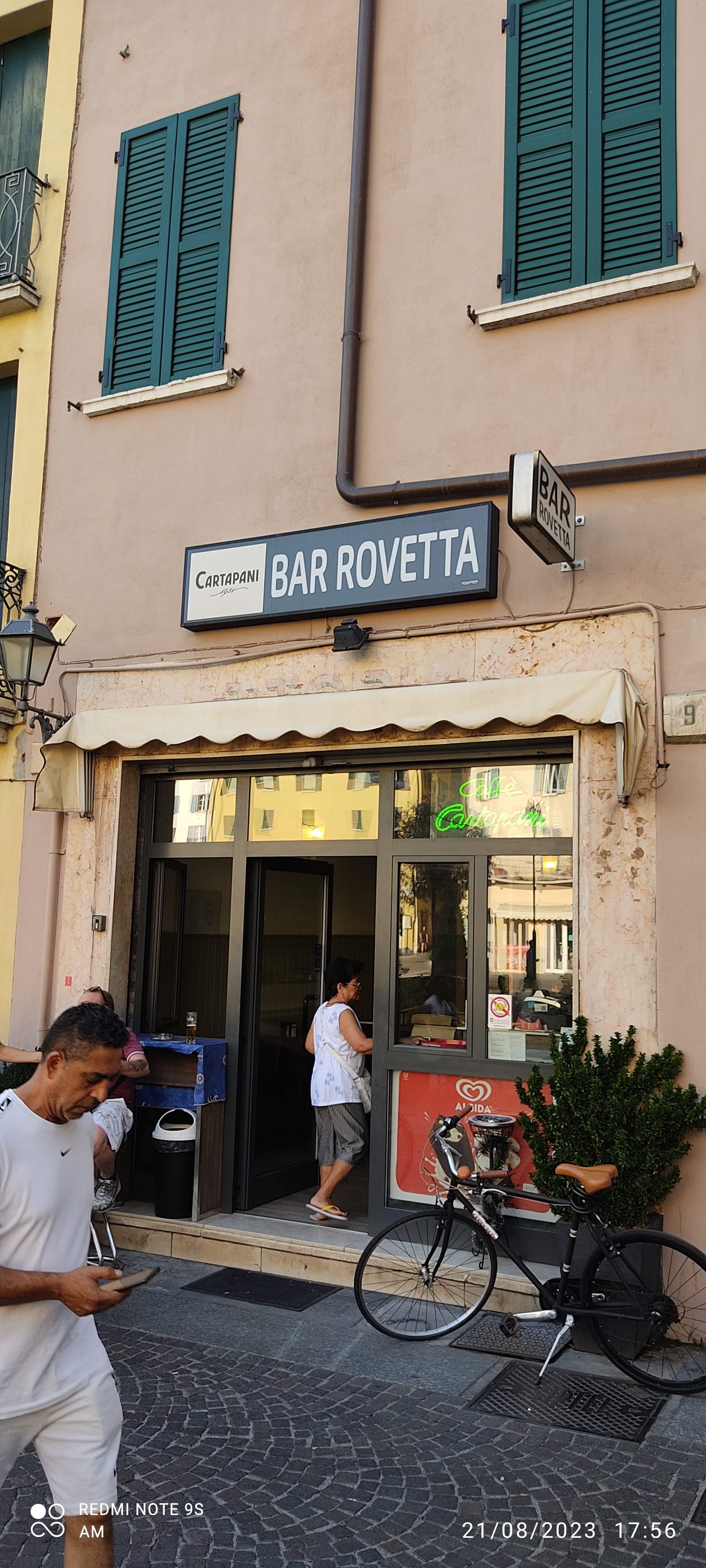 Bar rovetta - © Photo by Angel muñoz