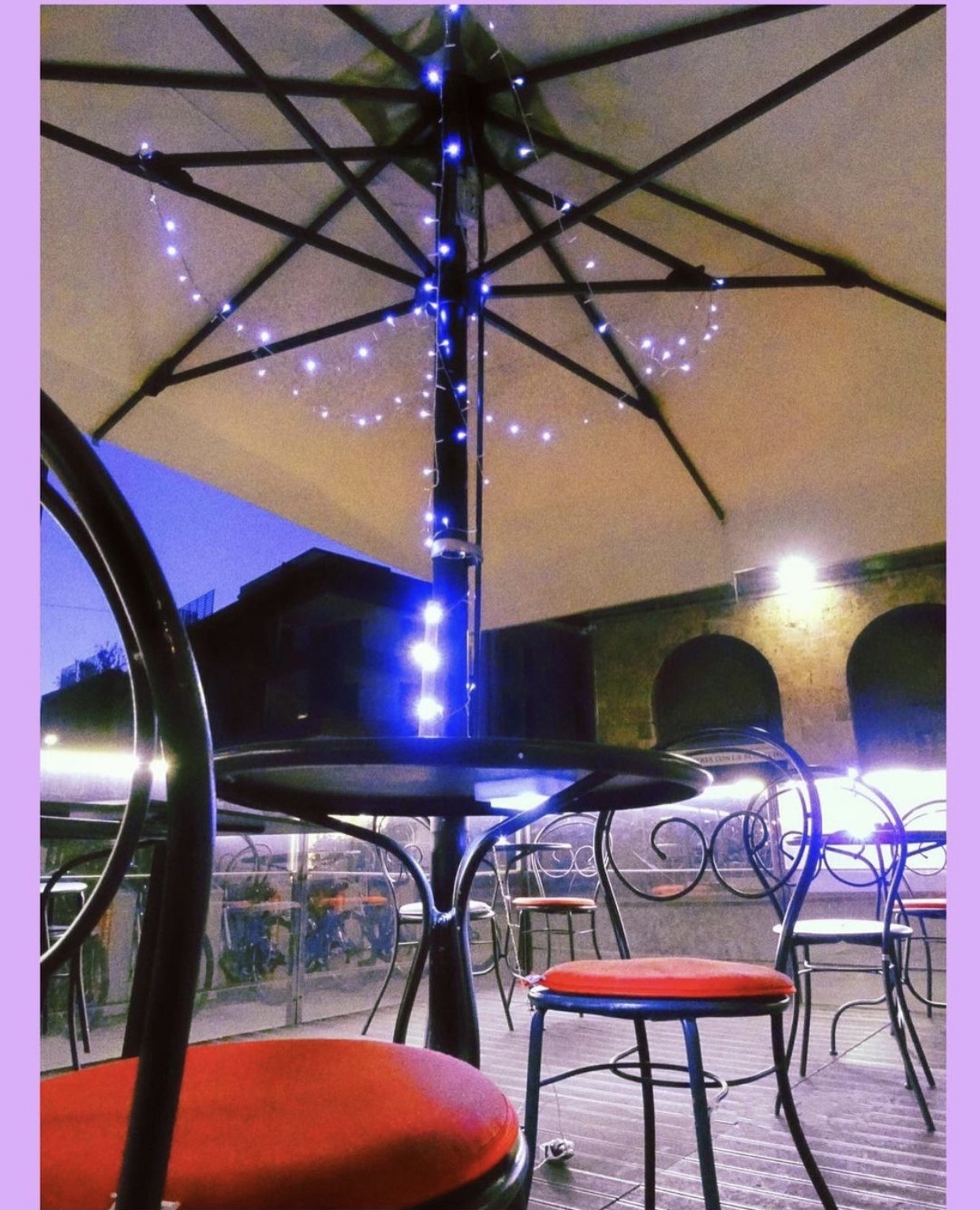 Caffè in Piazza - © Photo by Kyrie Kyrie