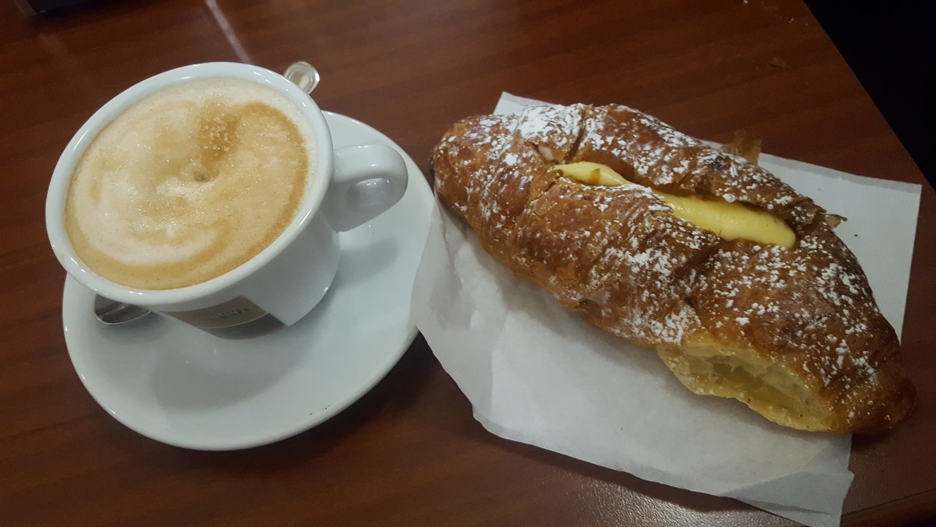 Caffè ristretto - © Photo by Alex M.