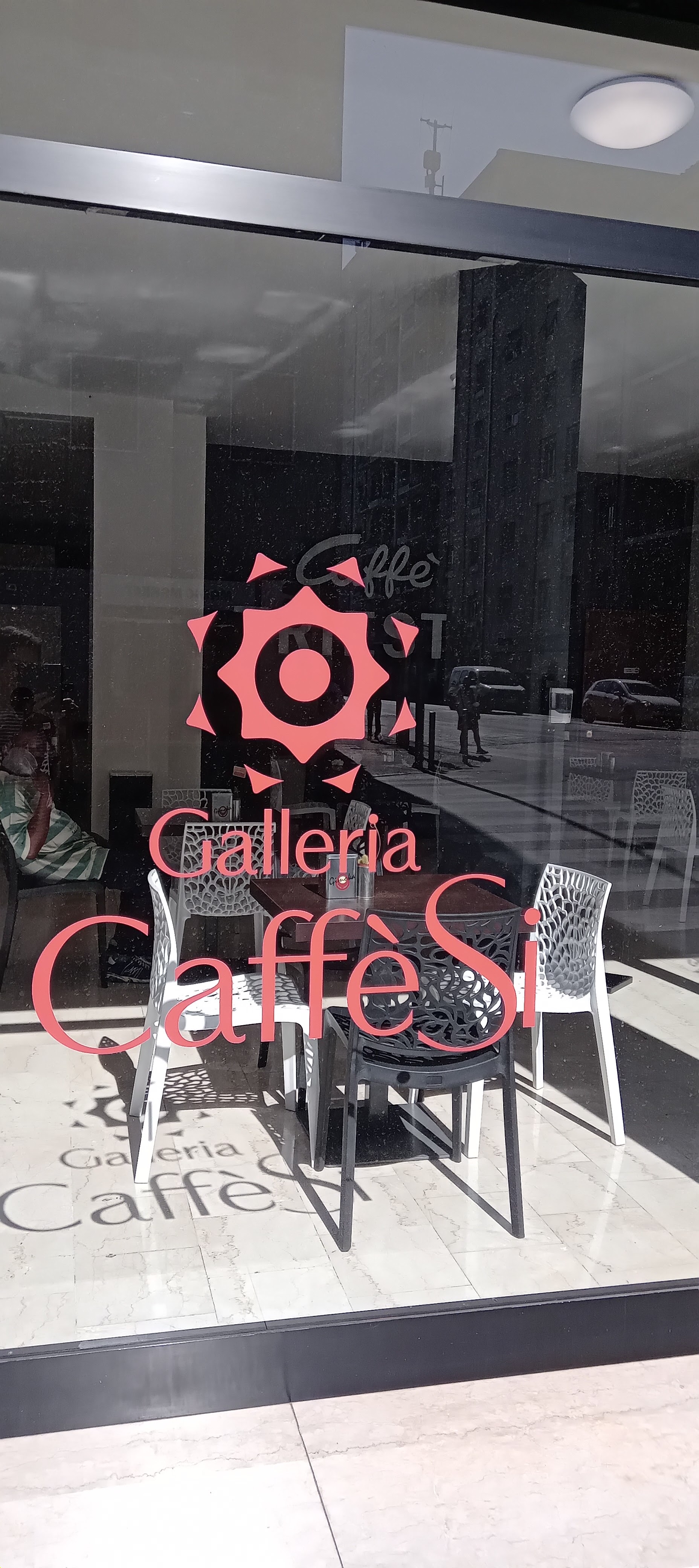 Caffé Trieste - © Photo by Claudine Cozzoli