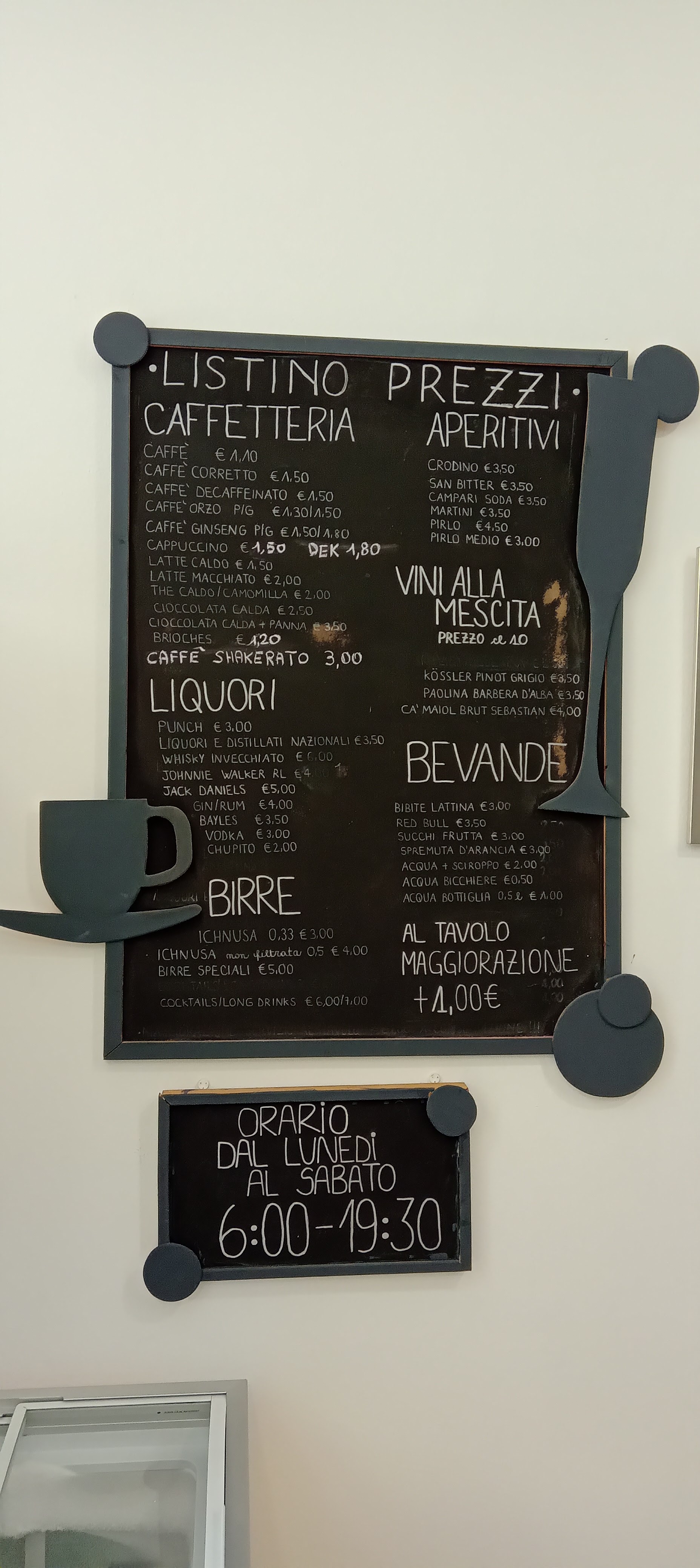 Caffé Trieste - © Photo by Claudine Cozzoli