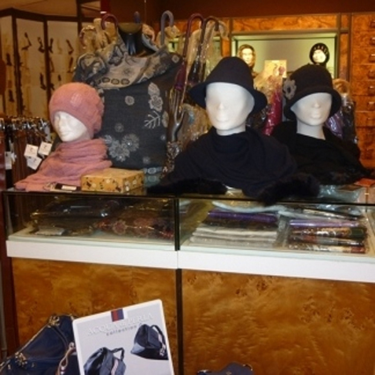 Casa del guanto - © Photo by Casa del Guanto