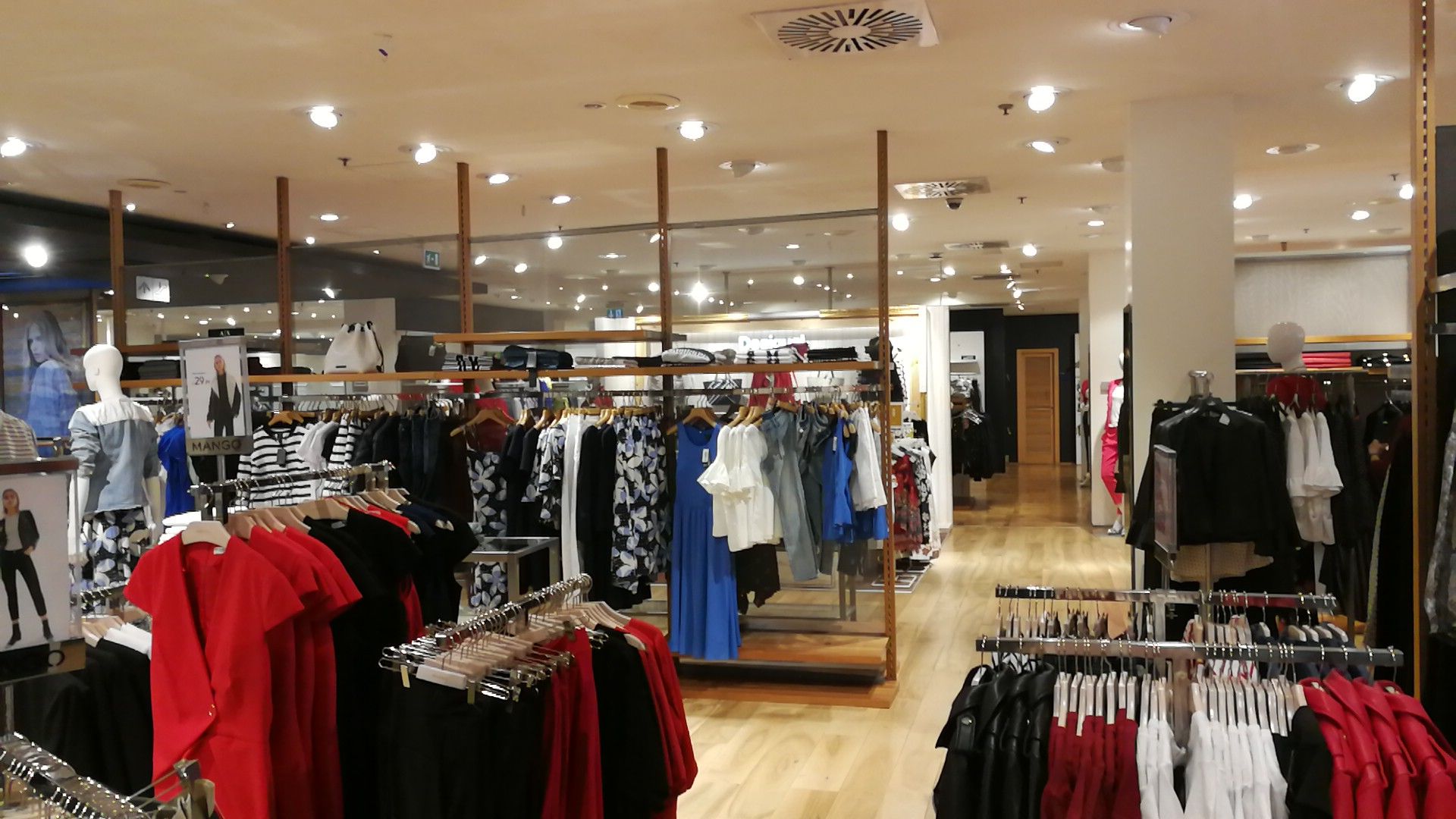 Coin - © Photo by Angelo