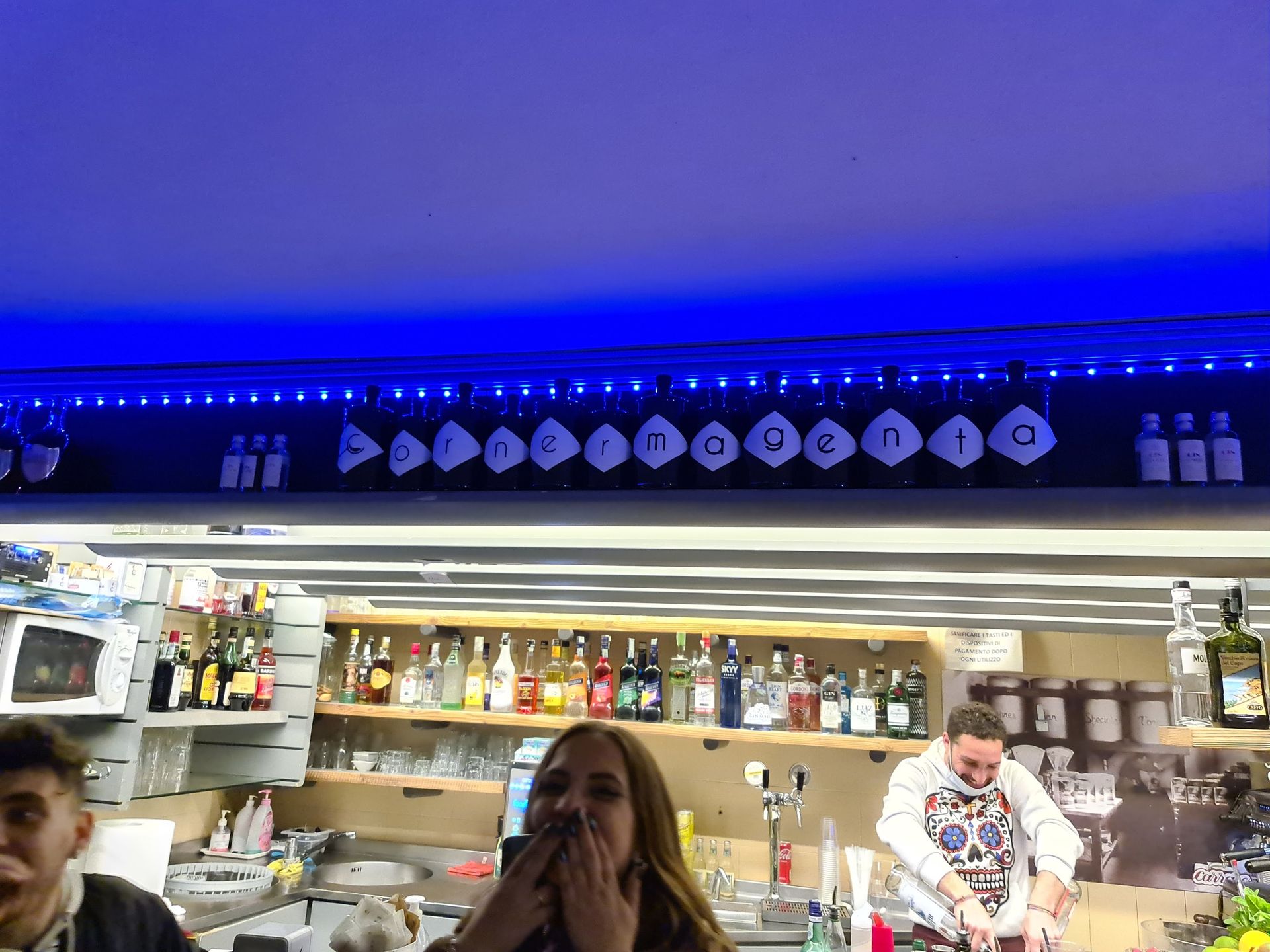 Corner Magenta - © Photo by KECKUZ