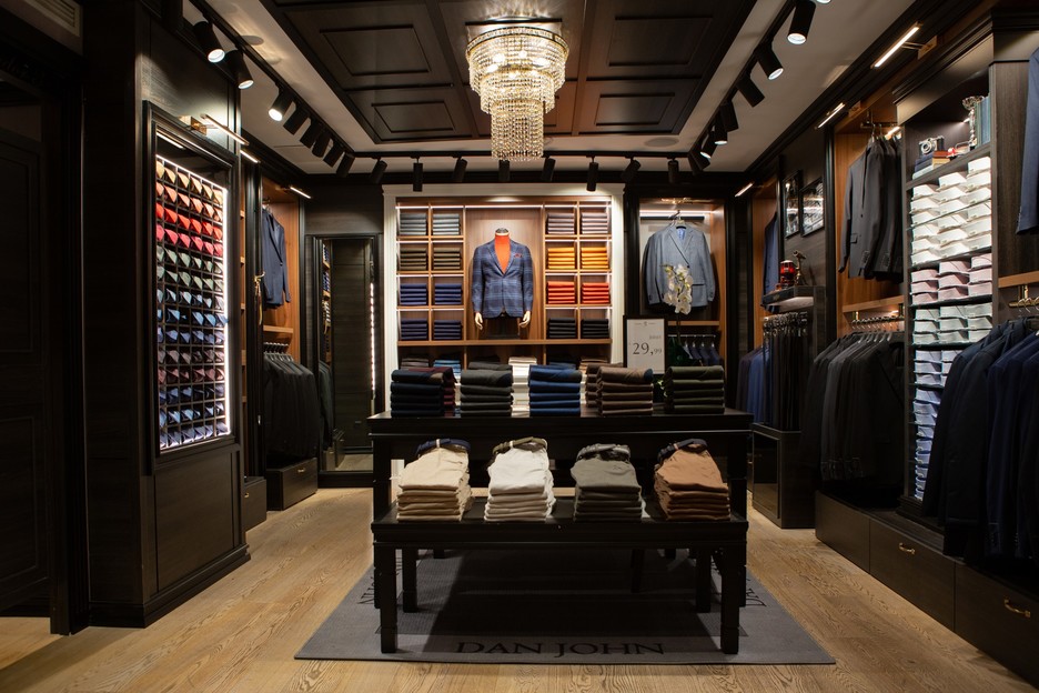 Dan john - © Photo by Dan John Brescia - Corso Zanardelli