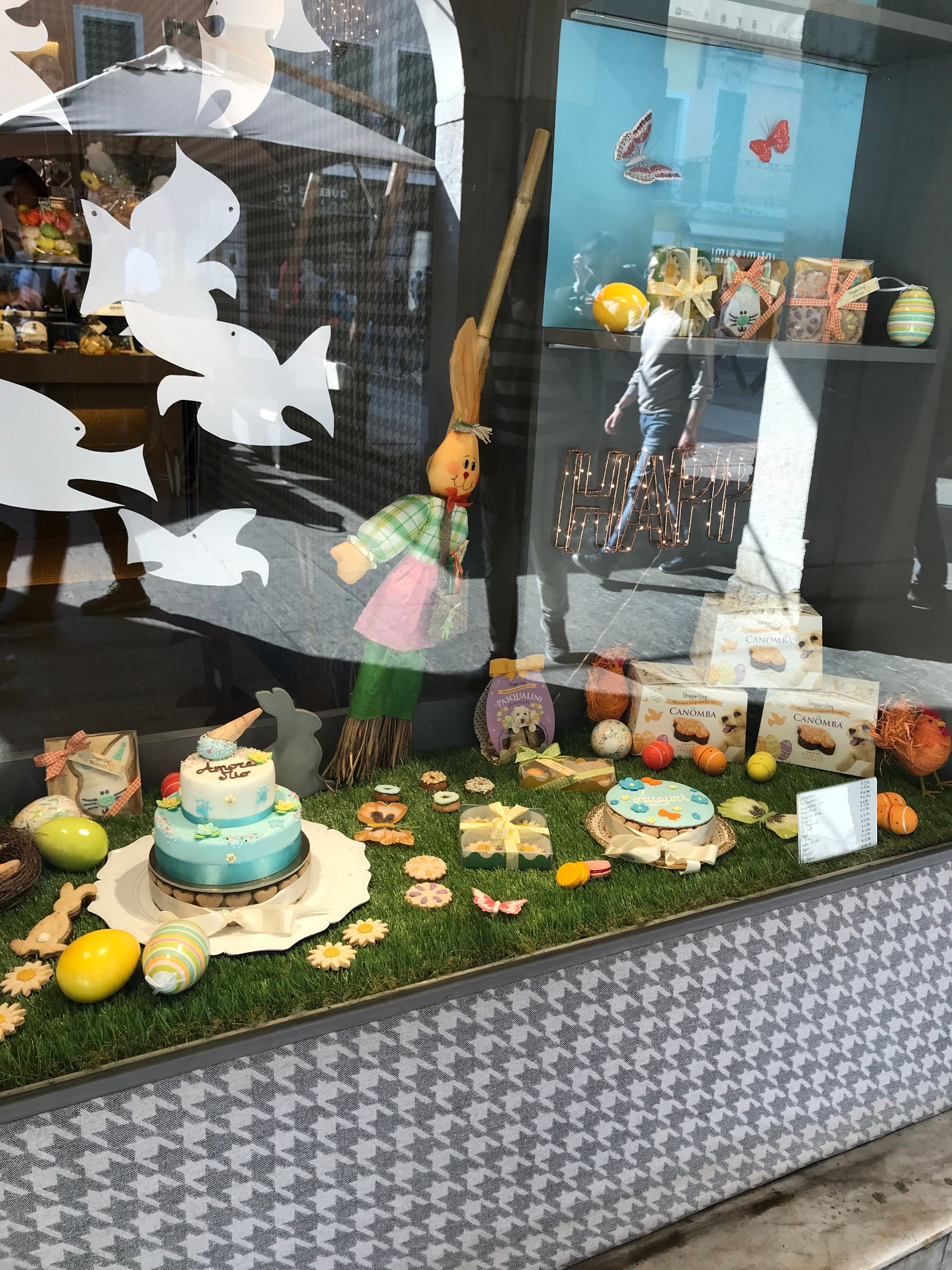 Doggye Bag - © Photo by Davide Bovisio