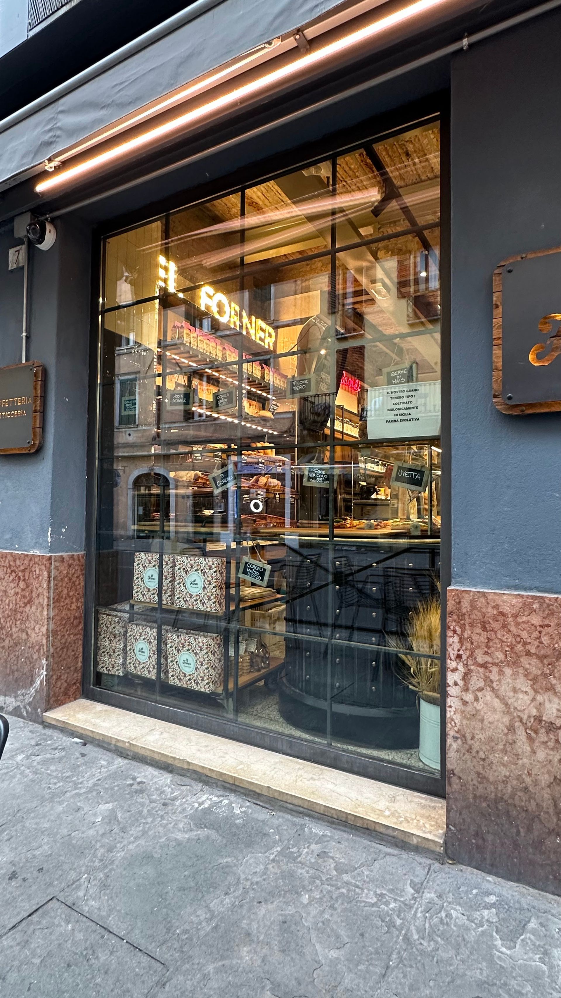 El forner - © Photo by davide violato