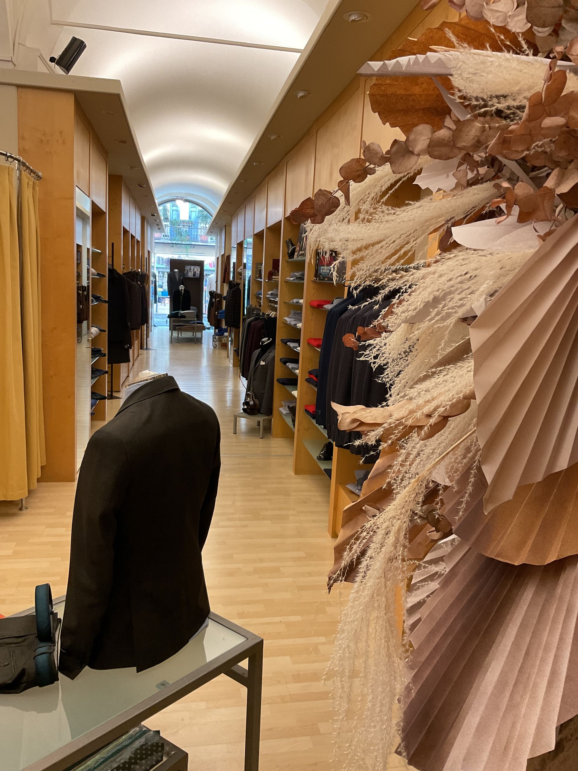 ELLEBImenfashionshop - © Photo by ELLEBImenfashionshop