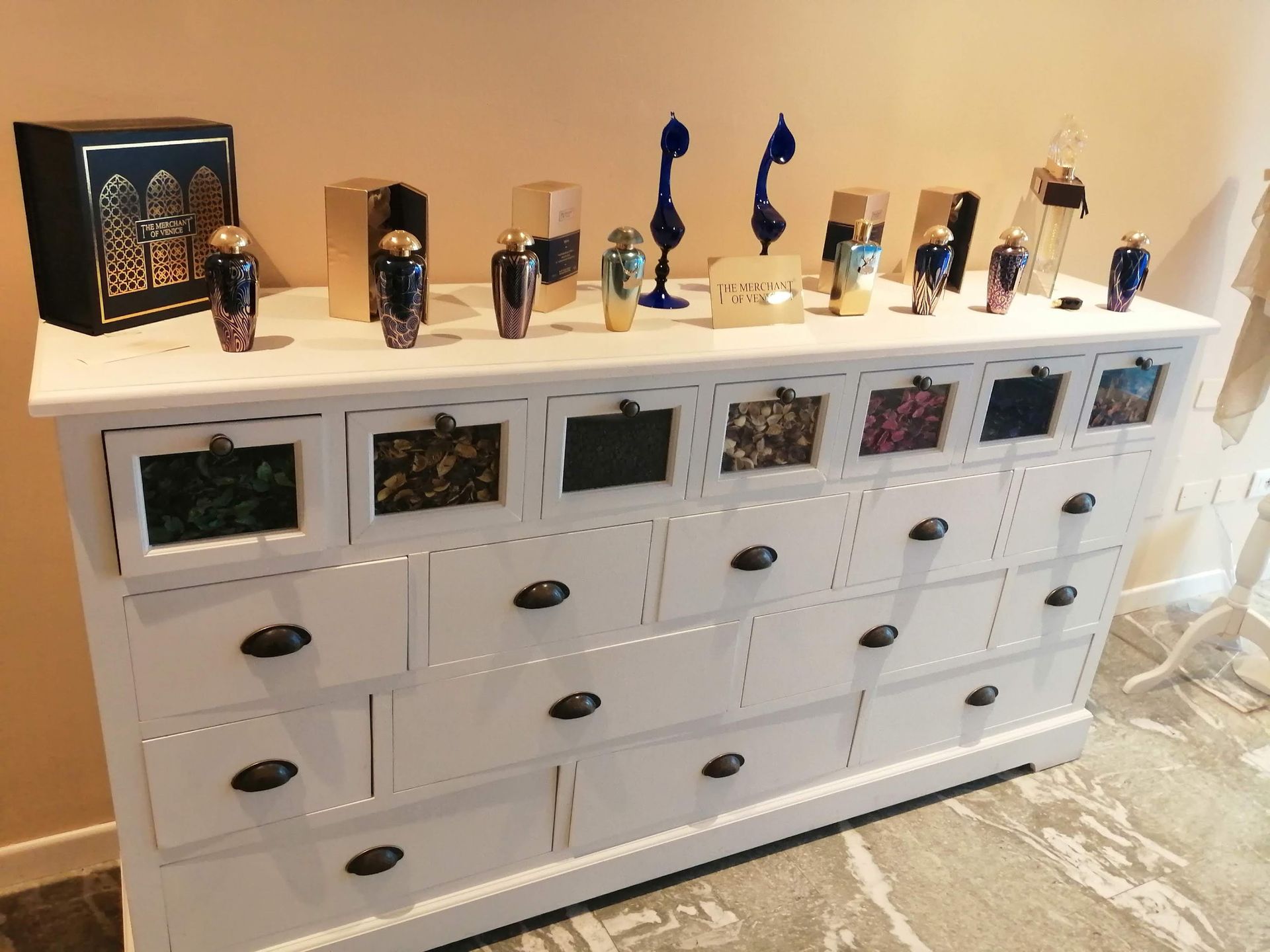 Emilia parfum atelier - © Photo by Gianluca Penta