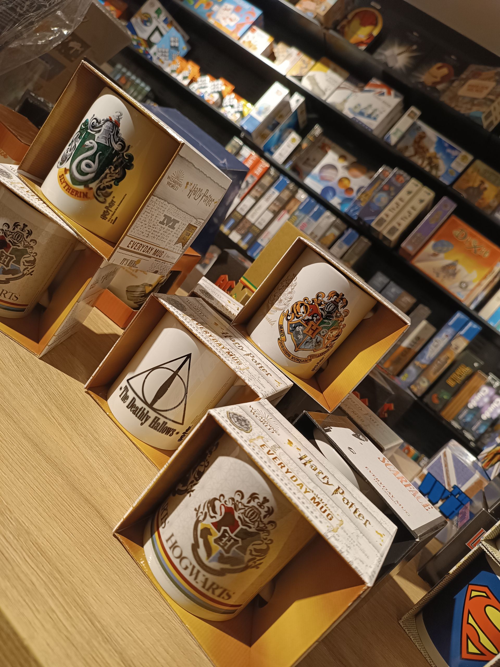 Feltrinelli - © Photo by Robs Antonini