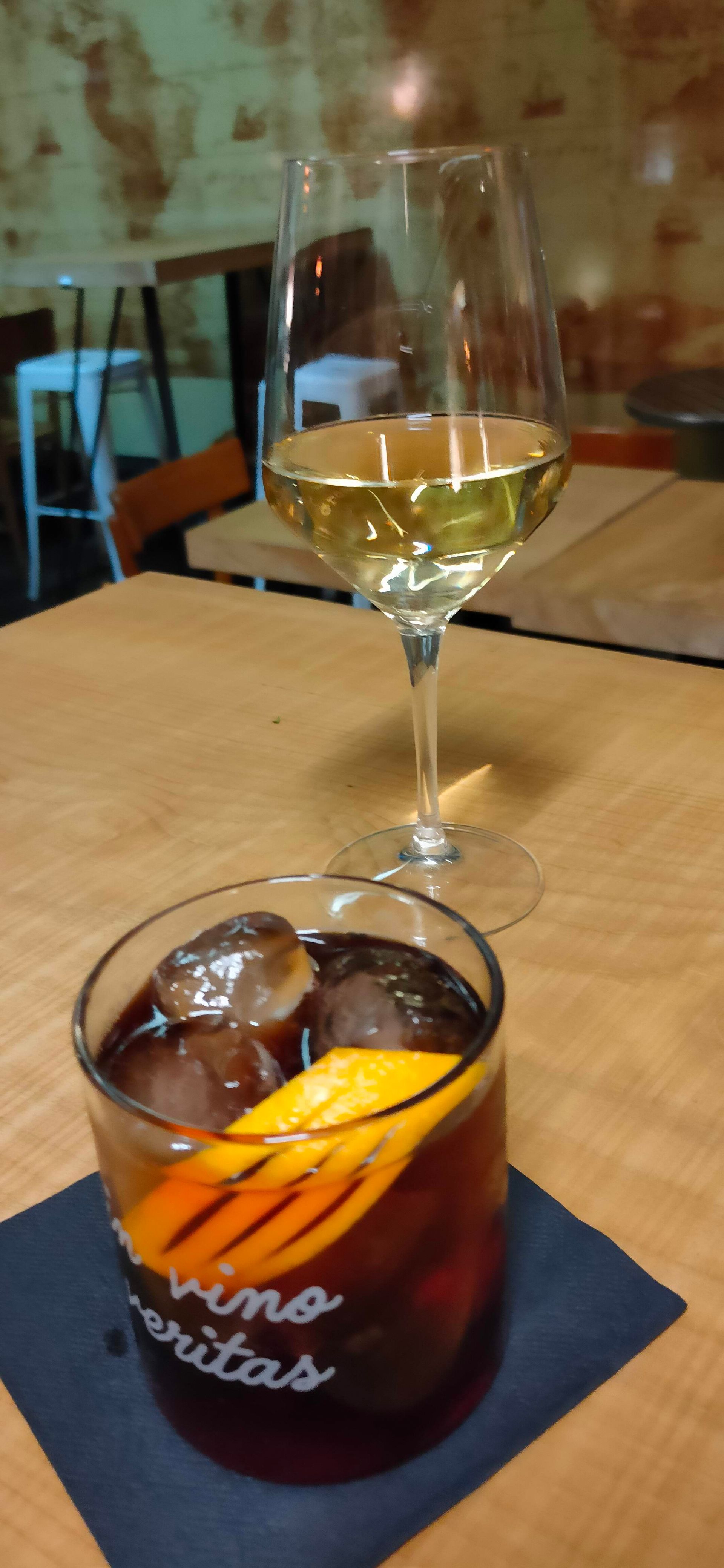 Globe Caffè - © Photo by Luca Baldini