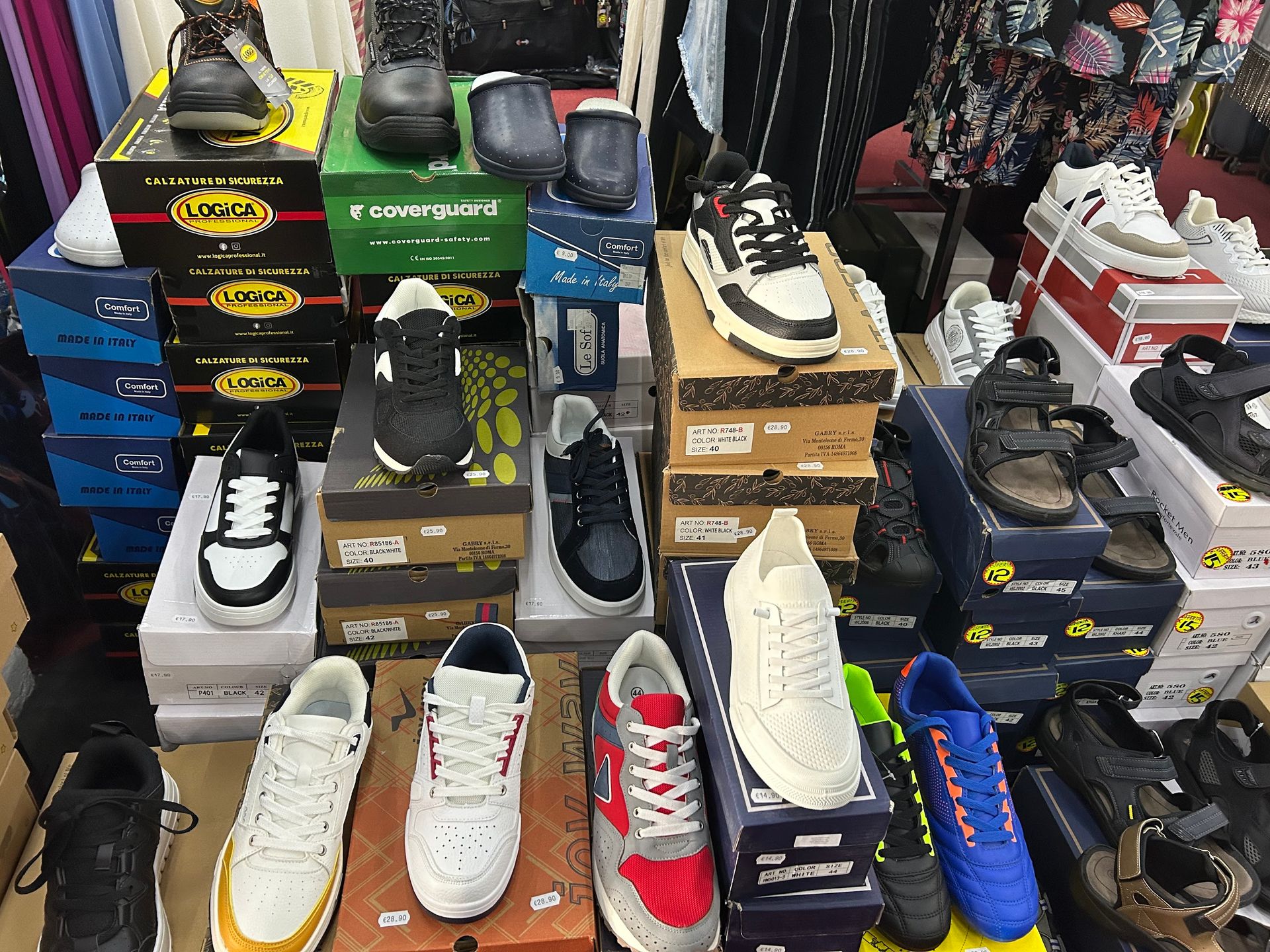 Grandi firme - © Photo by 林晓丹