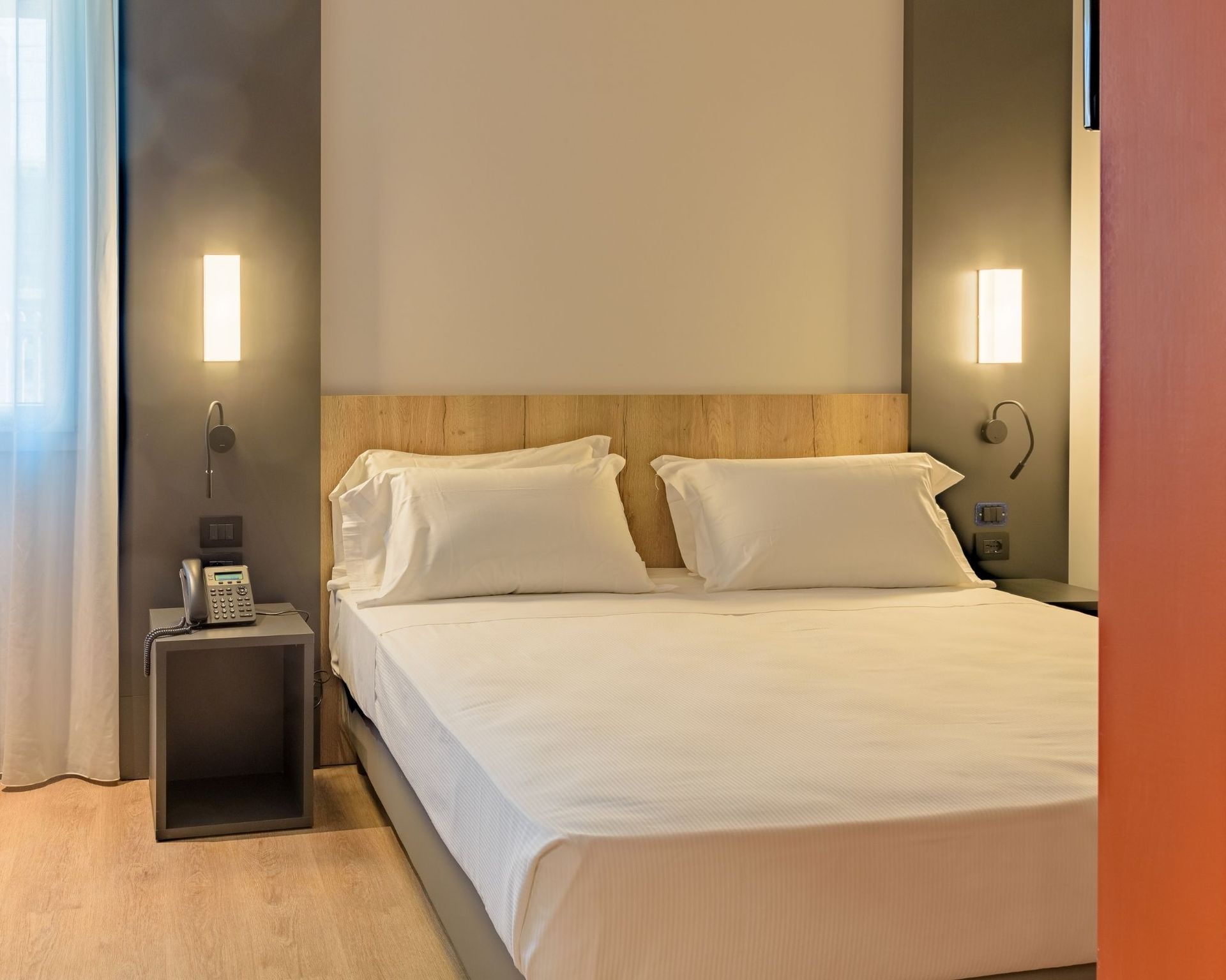 hotel leonessa brescia interno