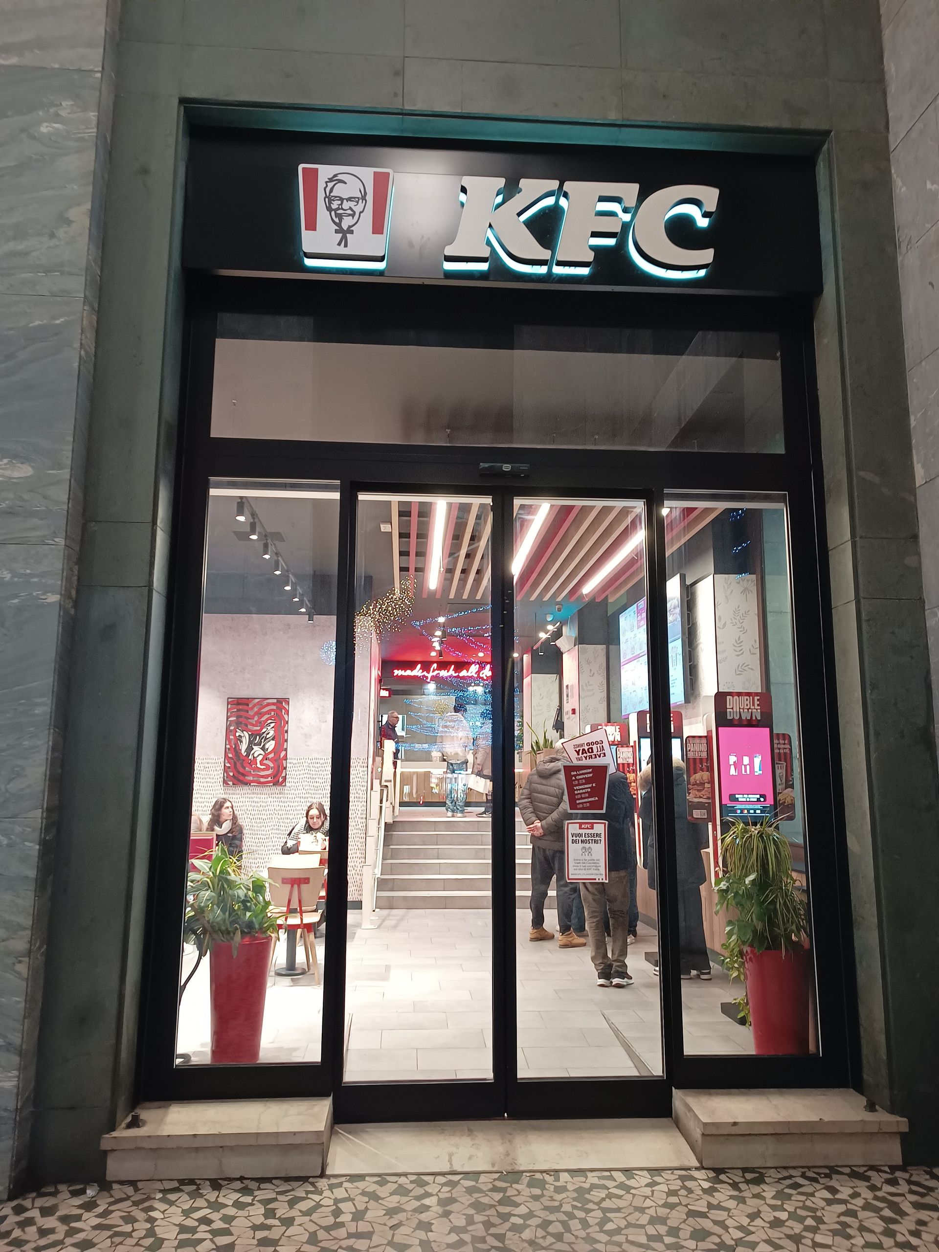 KFC - © Photo by Riccardo Palazzani
