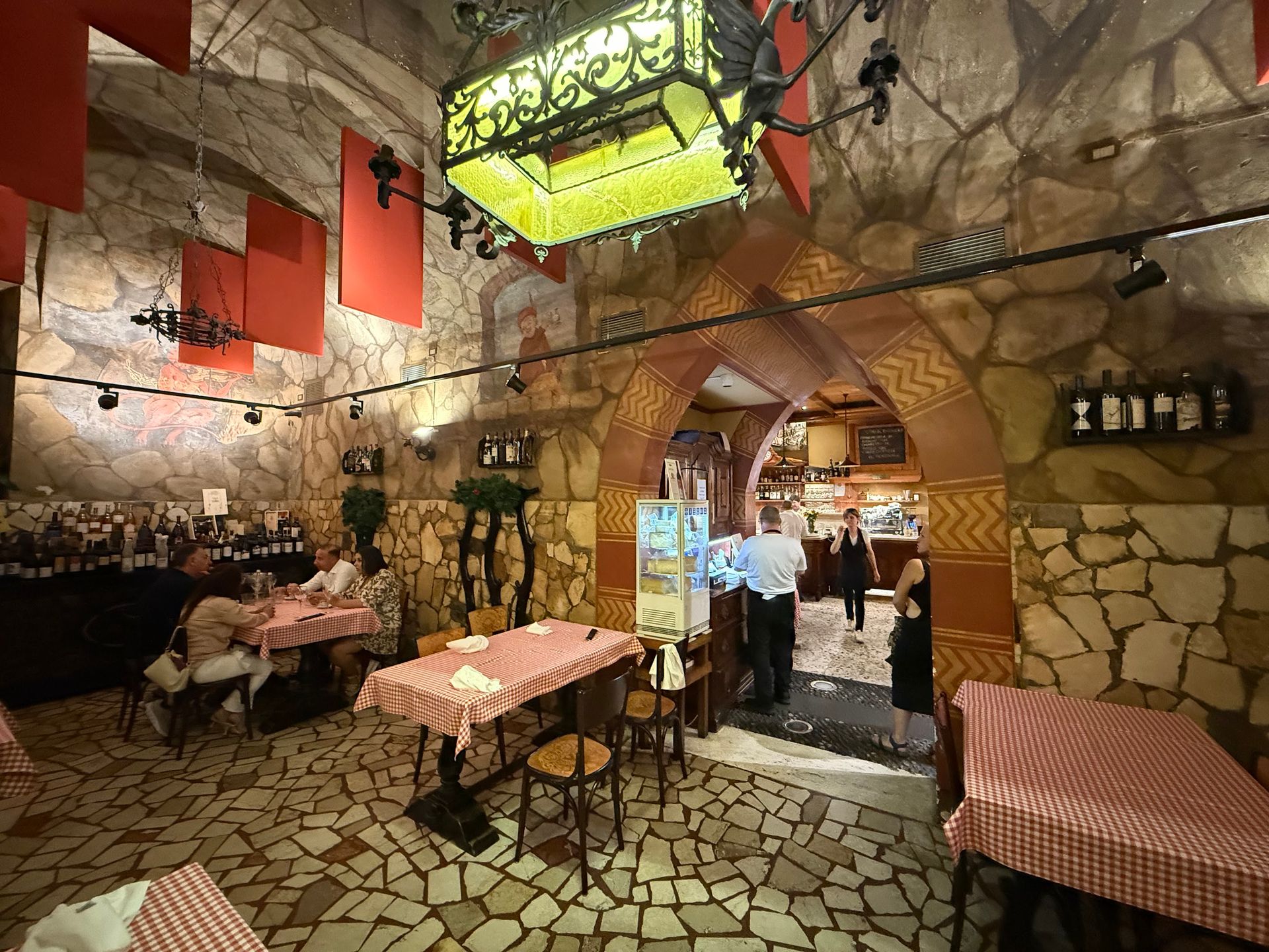 La grotta - © Photo by Andrea Sciavarrello (Il Paladino)