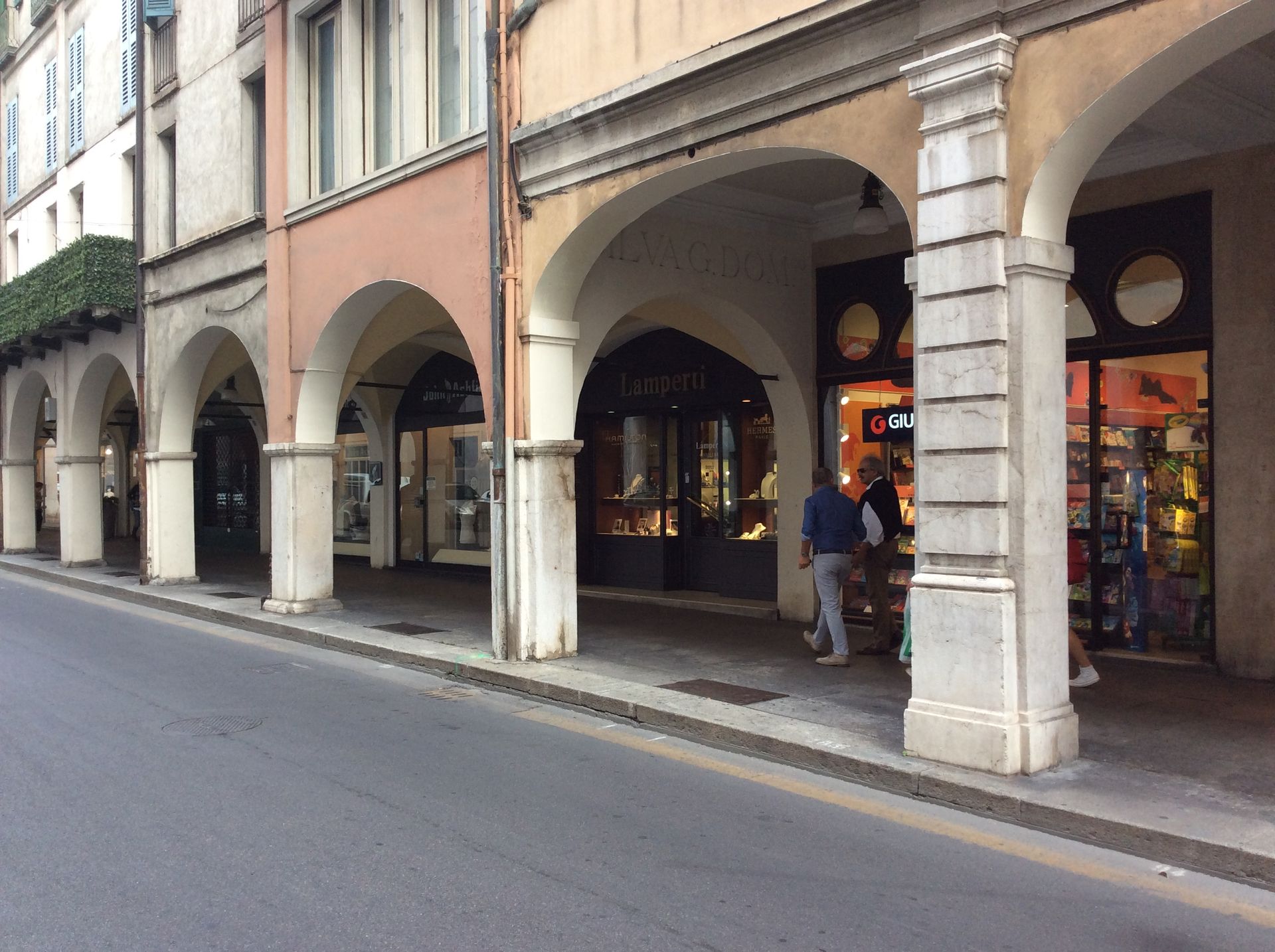 Lamperti - © Photo by Lamperti Gioielli Ottica