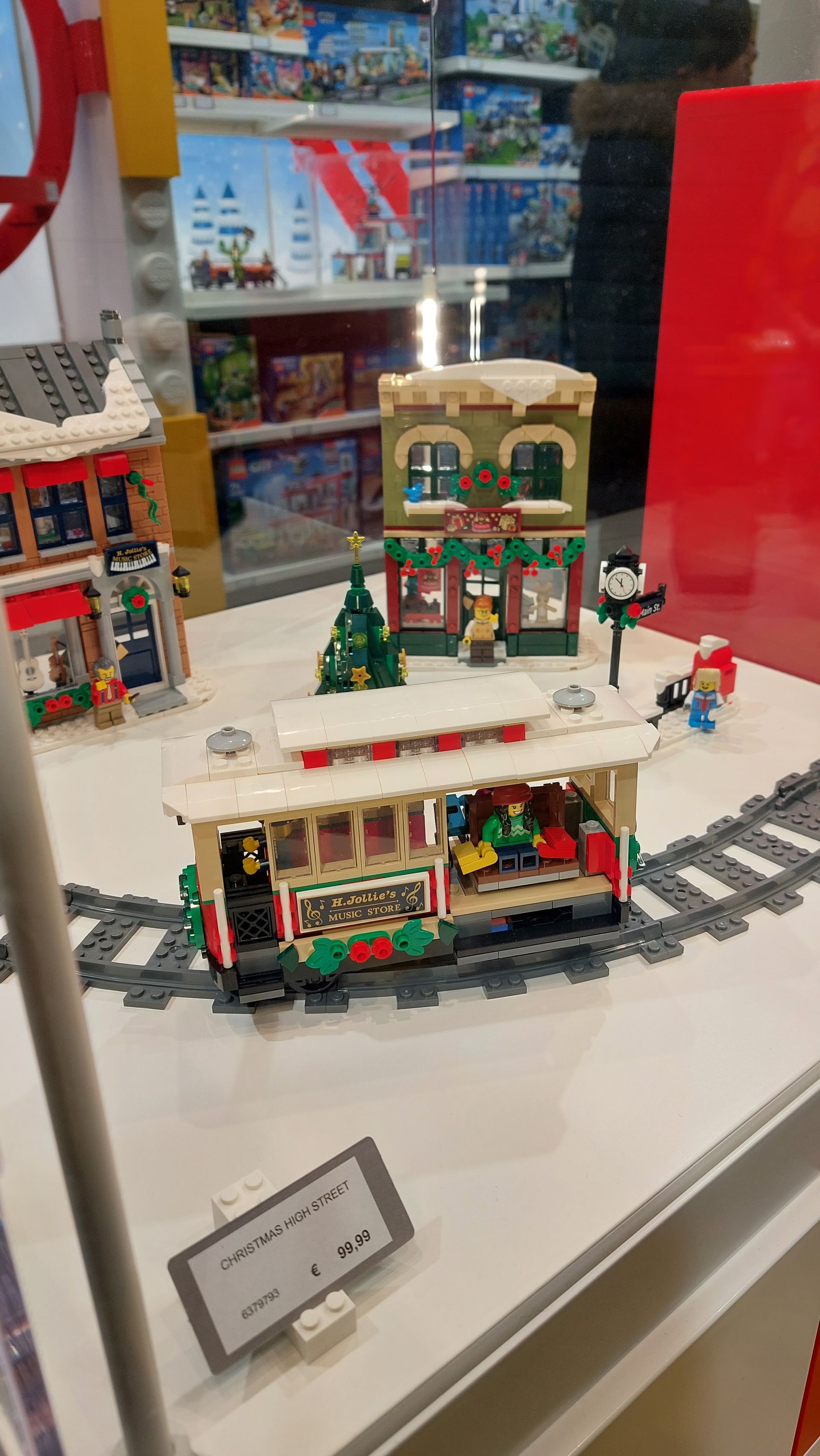 Lego store - © Photo by Annalisa N.