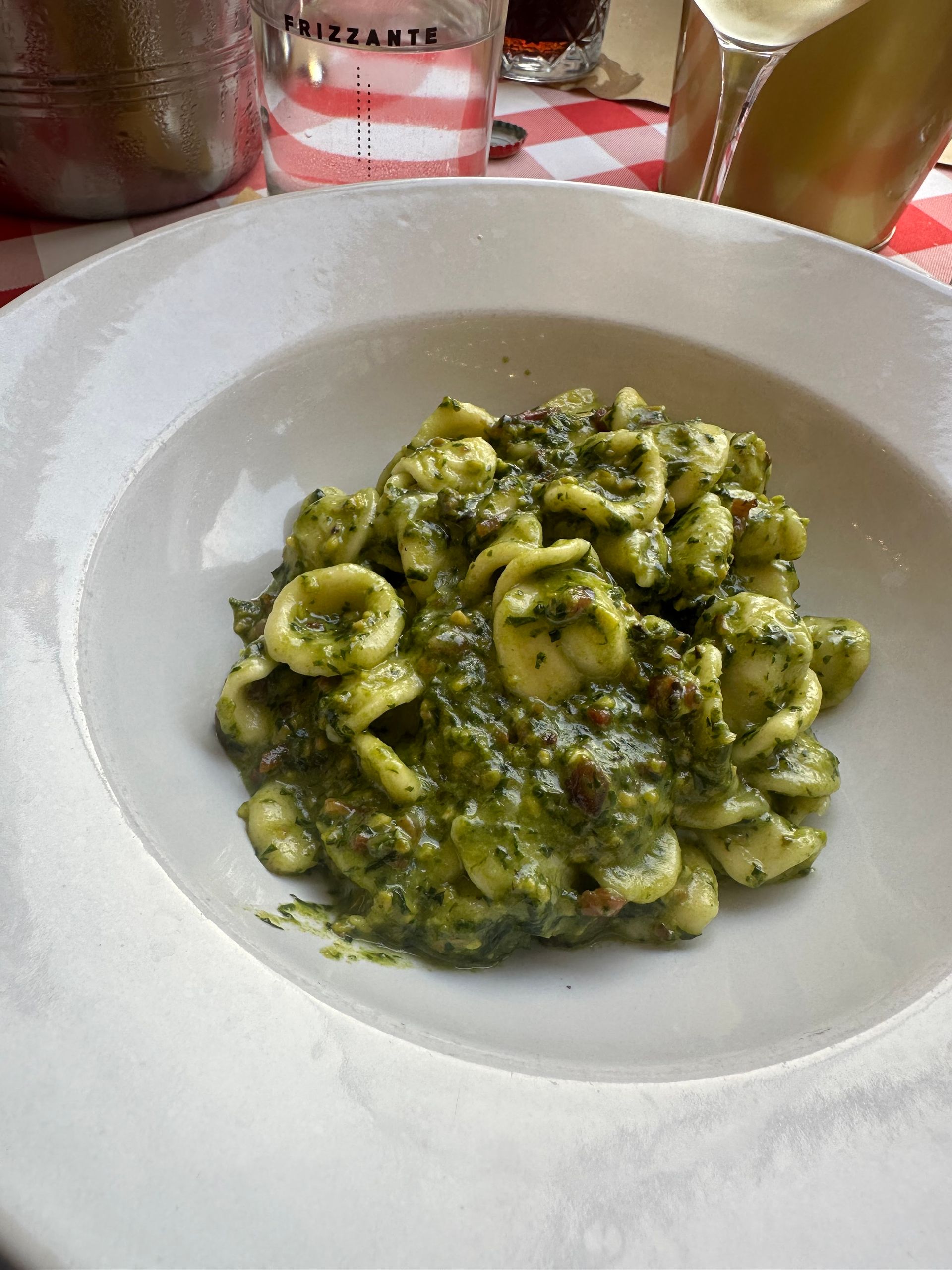 Les Copains d'Abord - © Photo by Elenia Gourmetaspasso