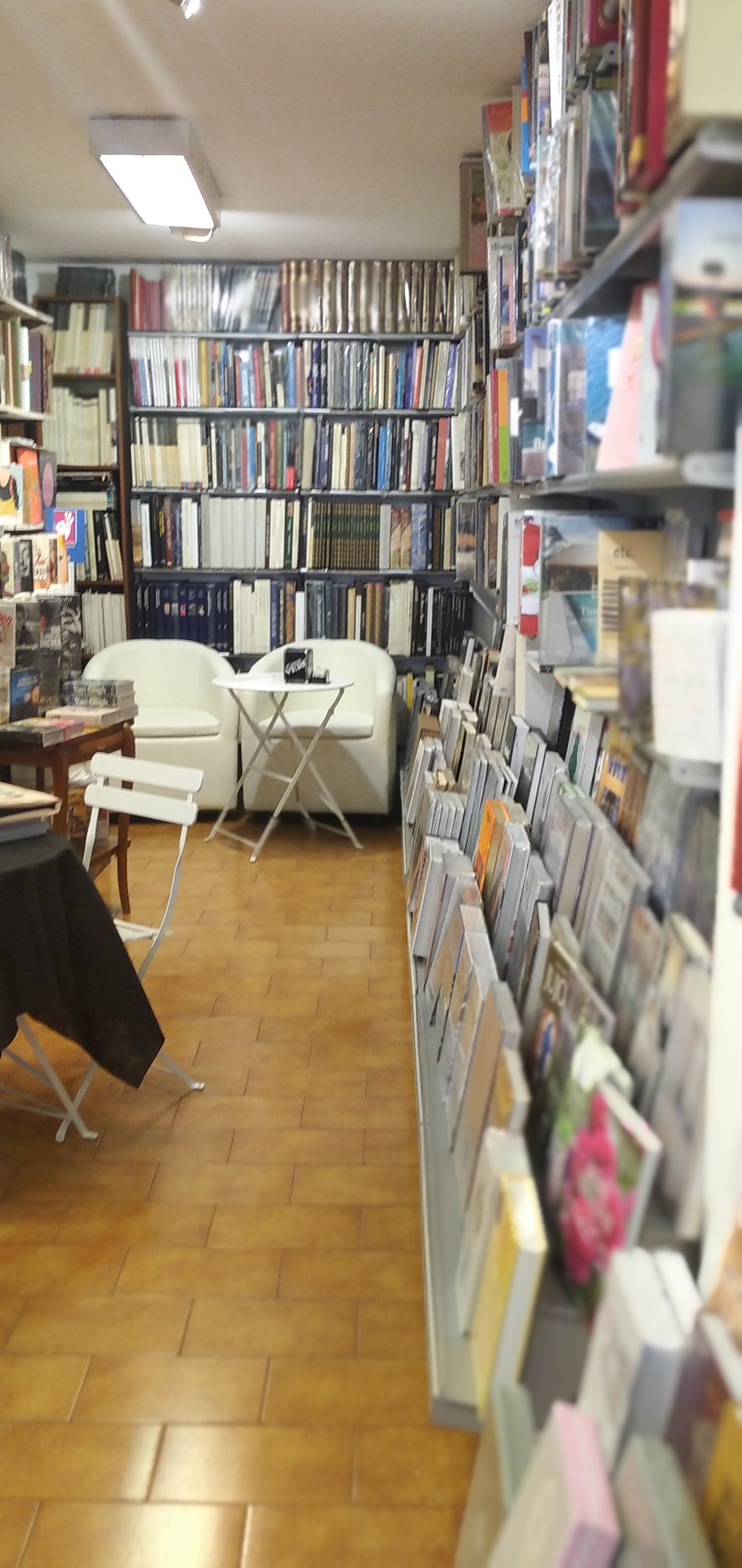 Libreria Ferrata - © Photo by Alessio Ottelli