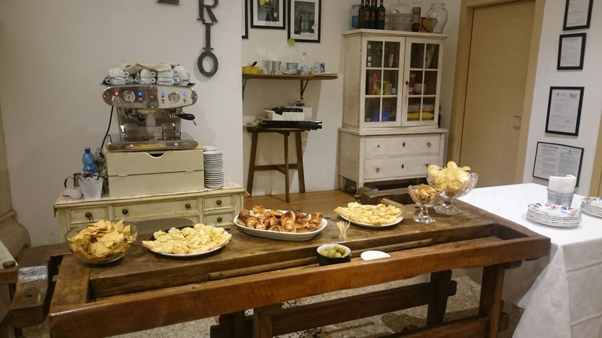 Libreria Tarantola - © Photo by Meri Dunkelberg