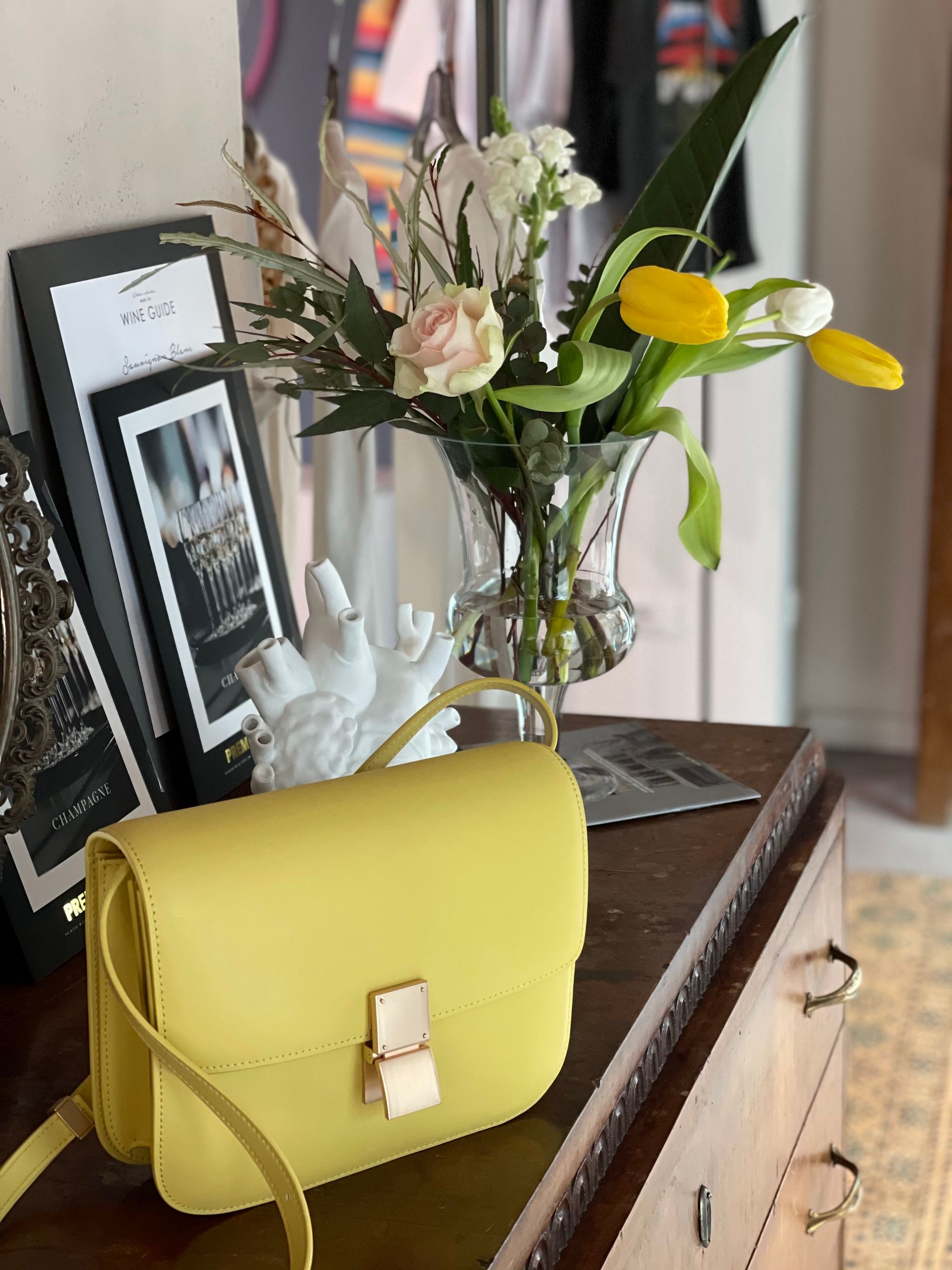 Livello 24 - © Photo by Livello 24 - Abbigliamento, abiti da Parigi, Accessori, Profumi, Scarpe