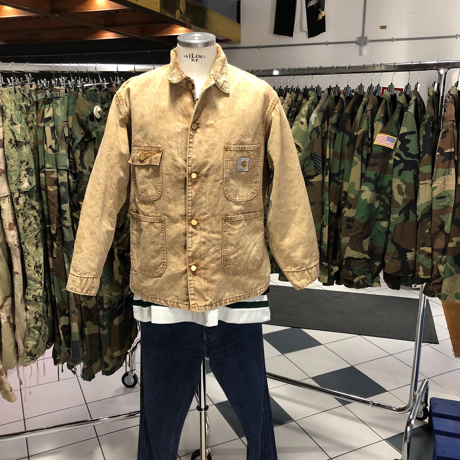 Lo zio sam - © Photo by LO ZIO SAM American Vintage Store