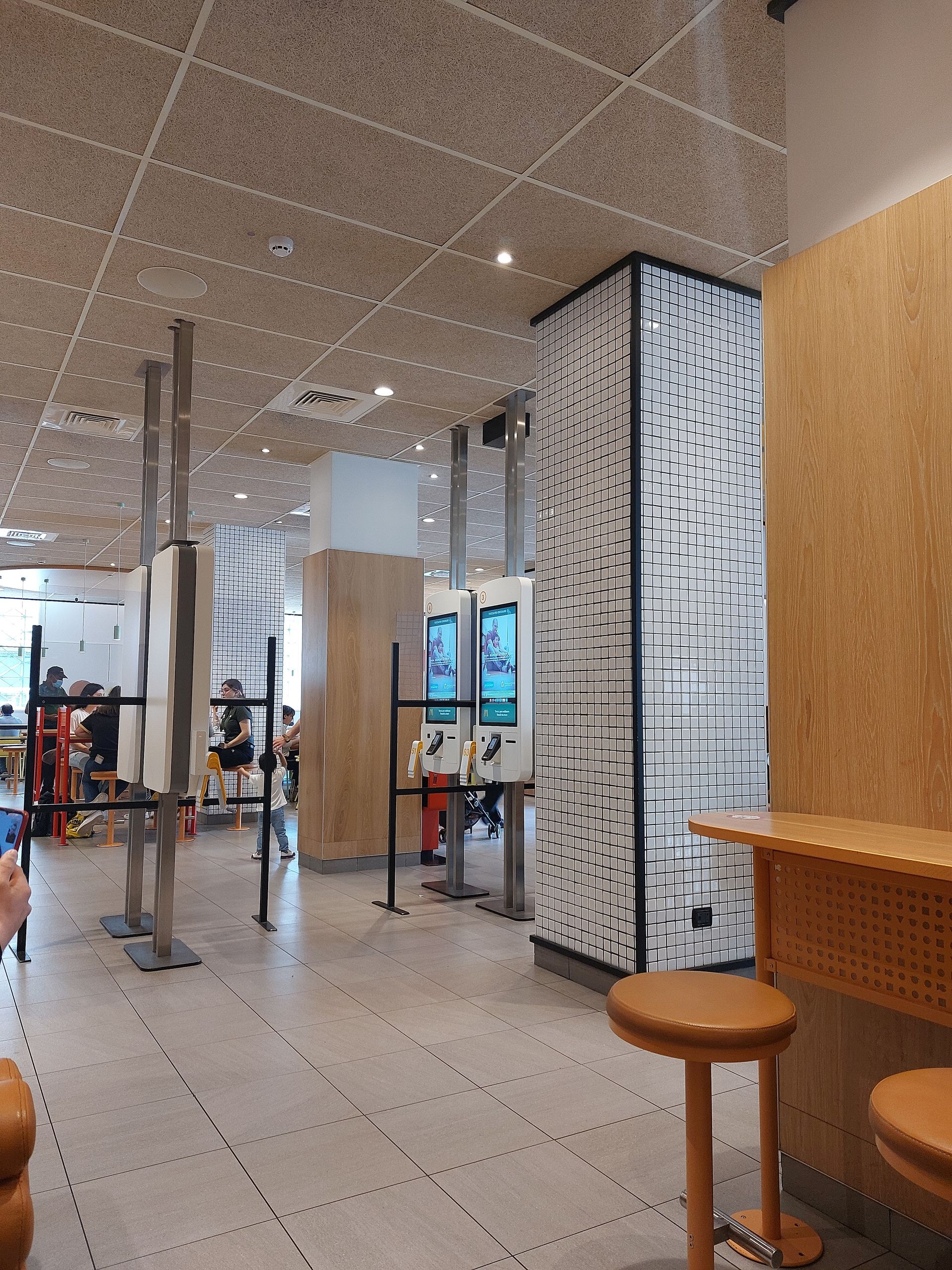 Mc Donald - © Photo by Modelz