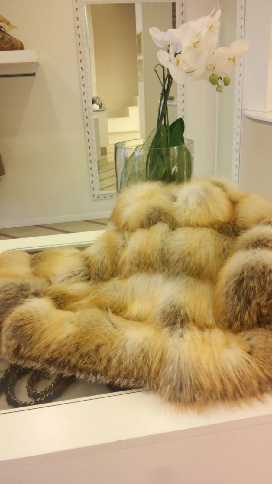 Naoni pellicceria - © Photo by Pellicceria Naoni - Capi su misura - Brescia - Saldi 50%