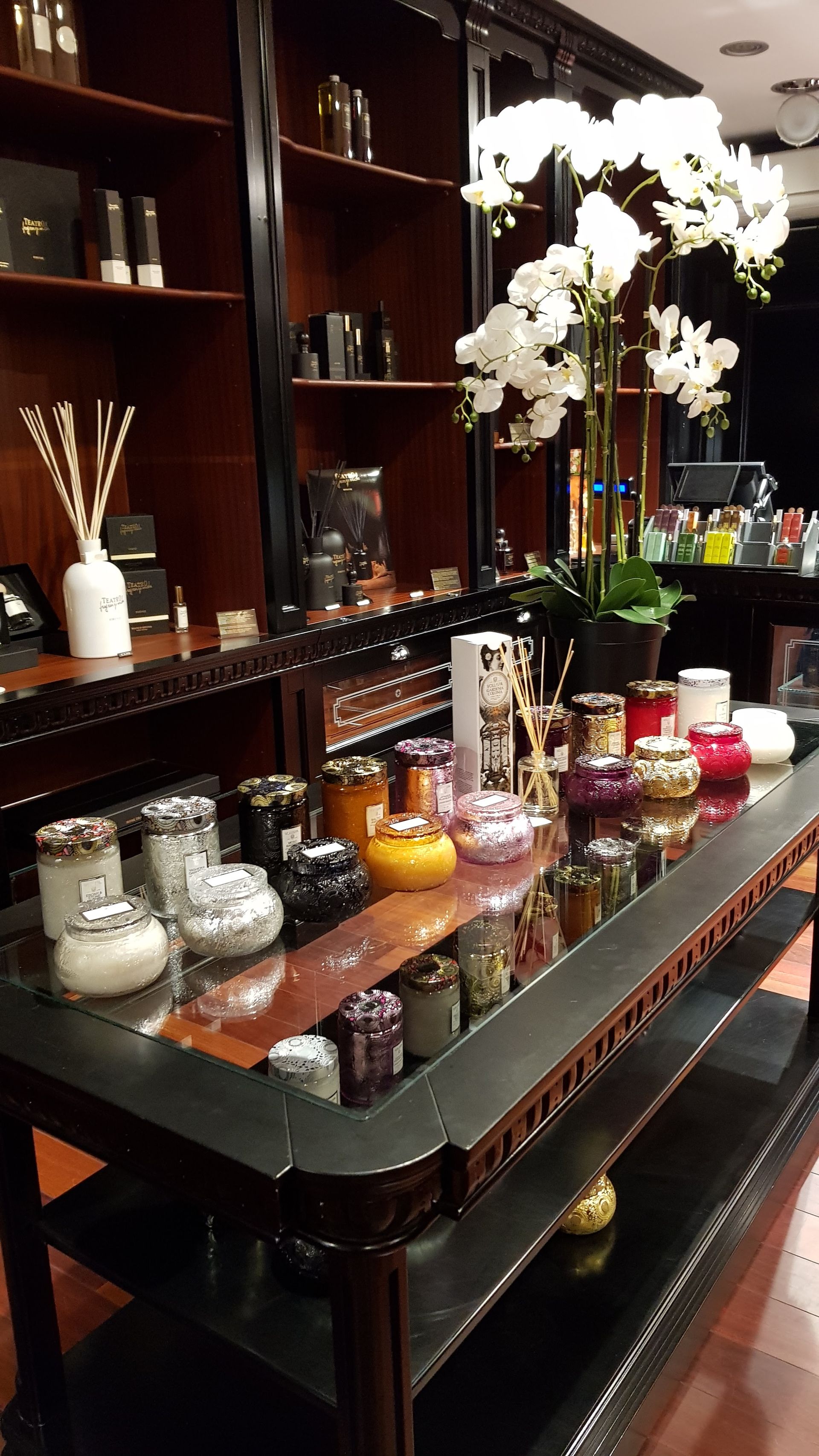 Nero divino - © Photo by Nero Divino