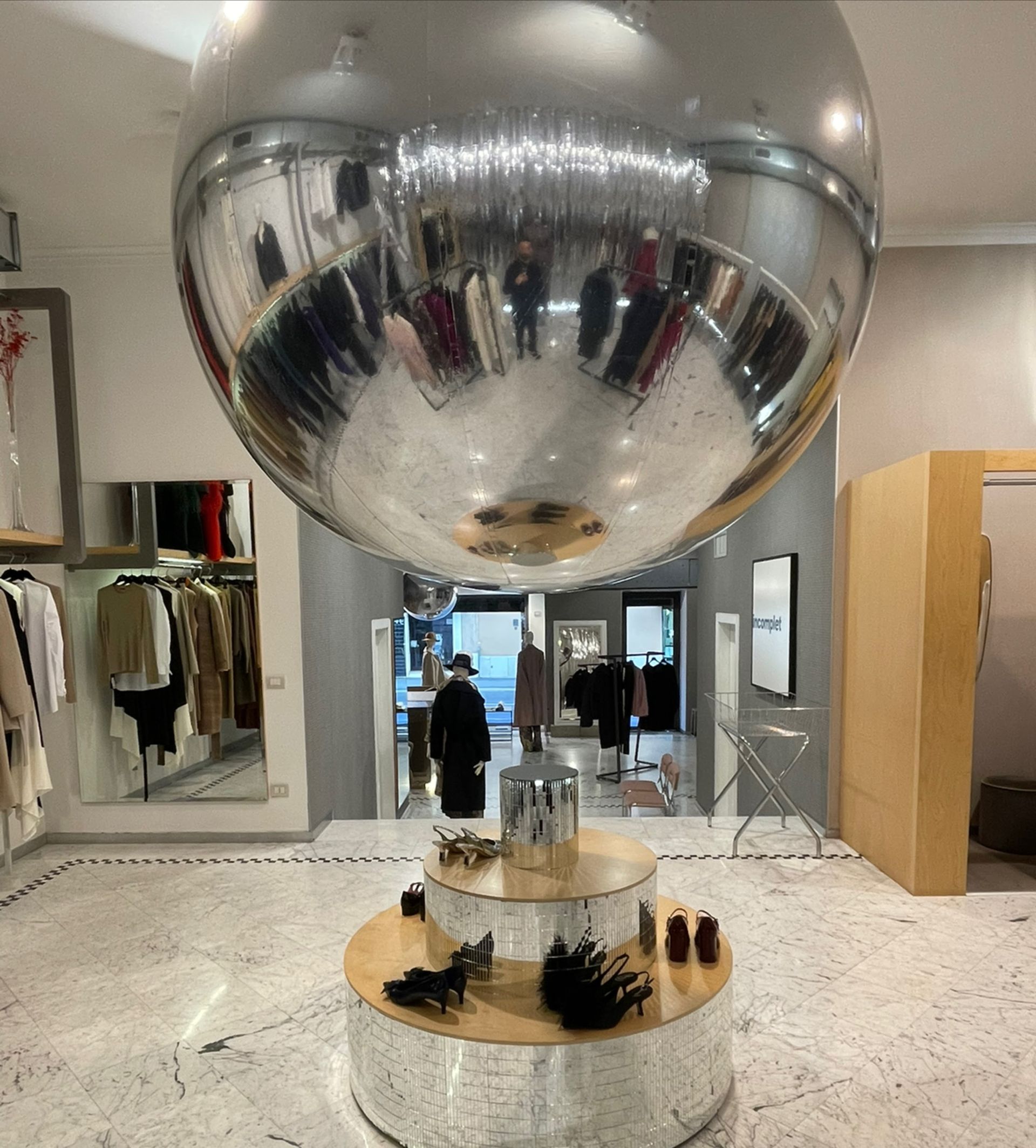 New galles - © Photo by New Galles Boutique