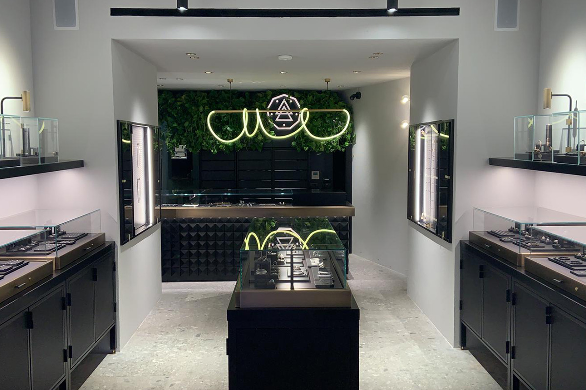 nov-25 - © Photo by Nove25