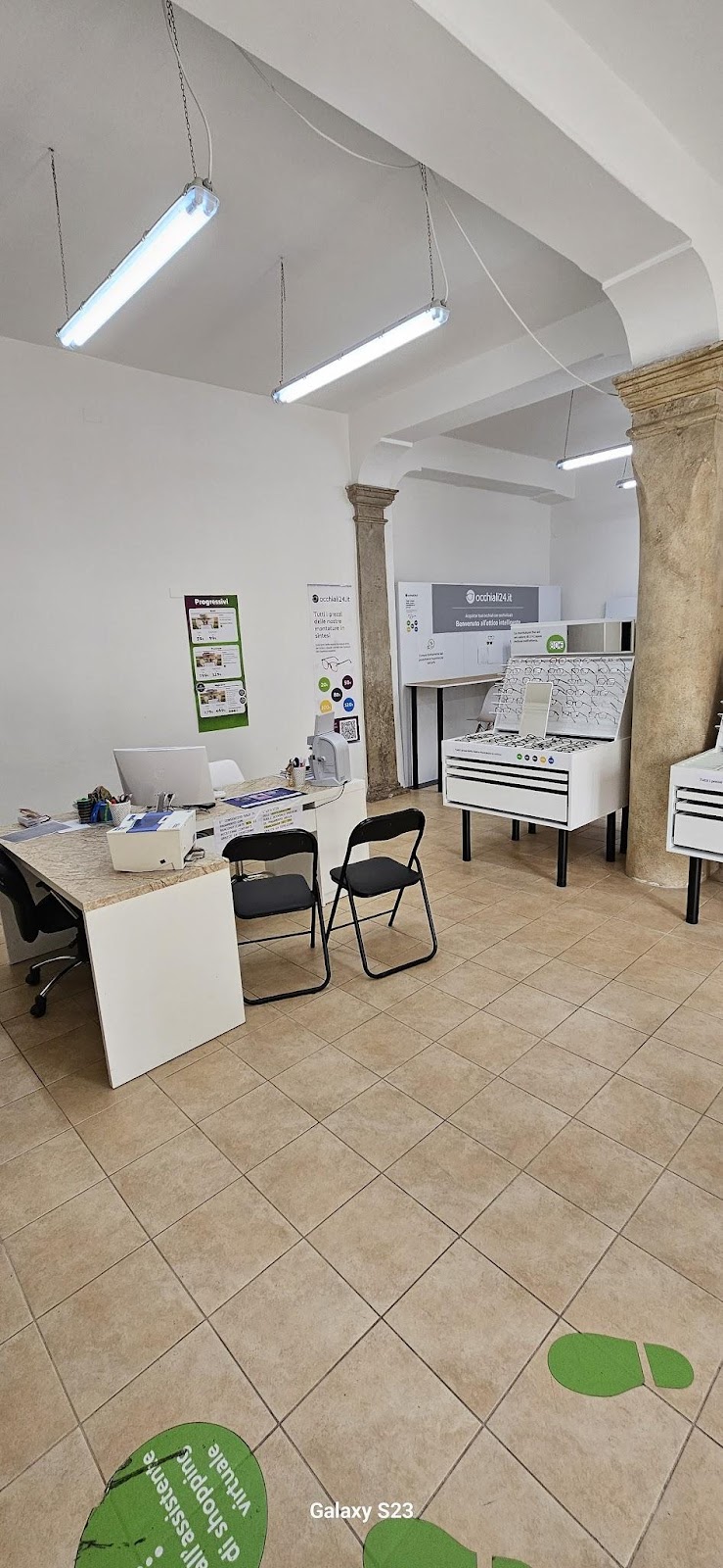 occhiali24.it - © Photo by occhiali24.it (Brescia, Piazza Tebaldo Brusato 5)