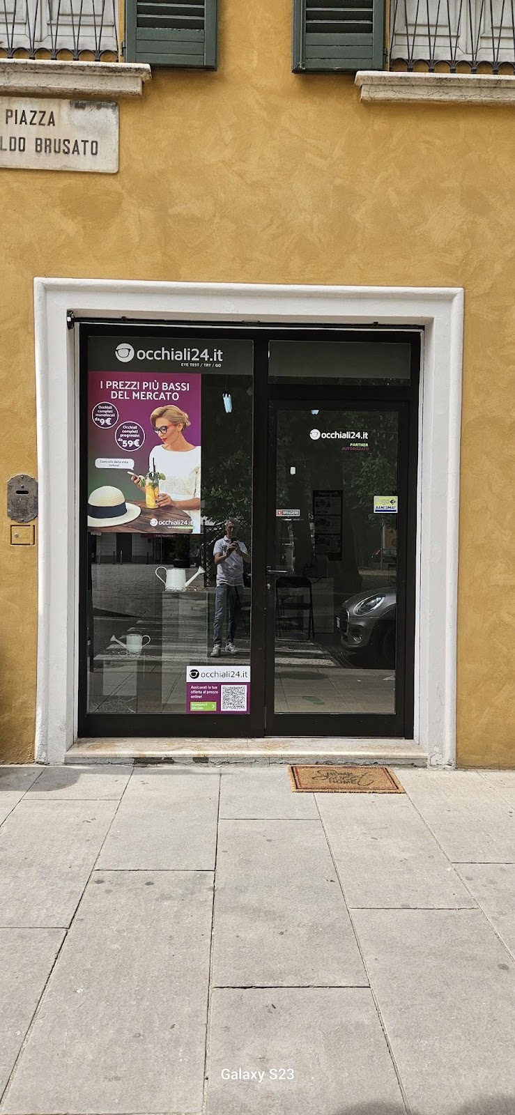 occhiali24.it - © Photo by occhiali24.it (Brescia, Piazza Tebaldo Brusato 5)