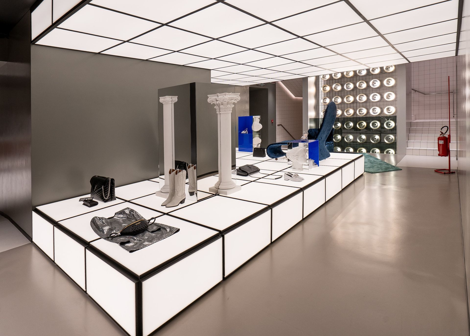 One-Off Donna [Folli Follie - G&B] - © Photo by One-Off Donna [Folli Follie - G&B]