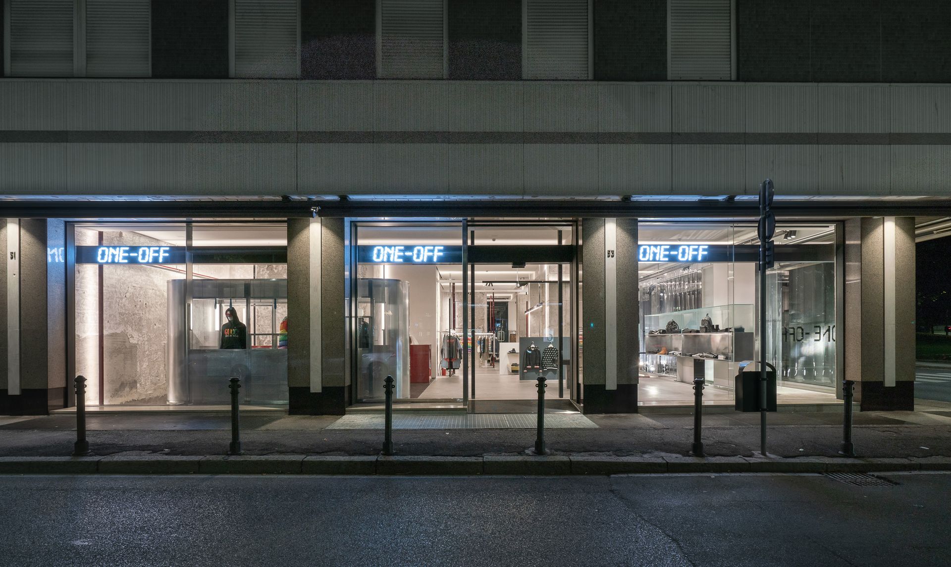 One-Off Uomo [Folli Follie - G&B] - © Photo by One-Off Uomo [Folli Follie - G&B]