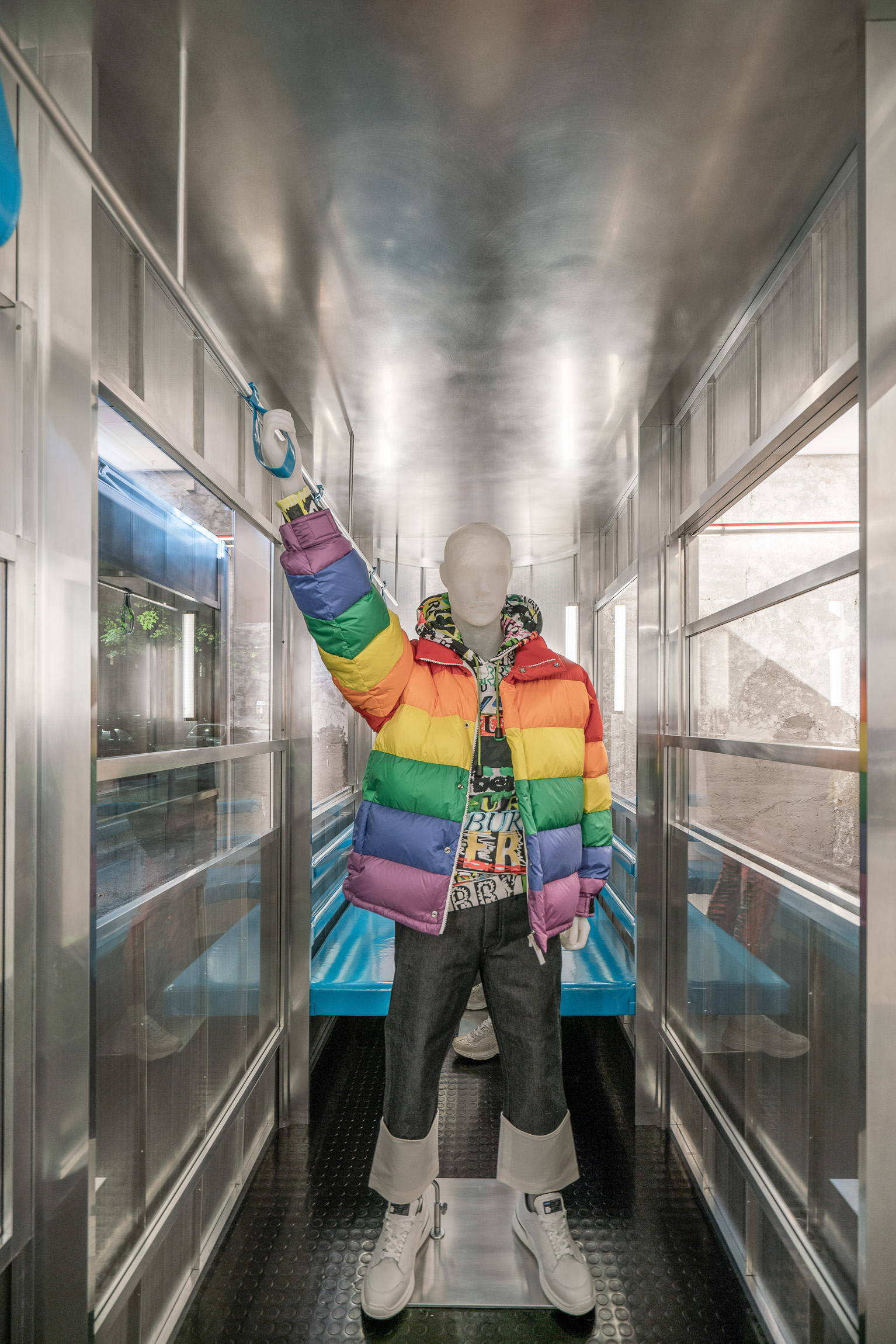 One-Off Uomo [Folli Follie - G&B] - © Photo by One-Off Uomo [Folli Follie - G&B]