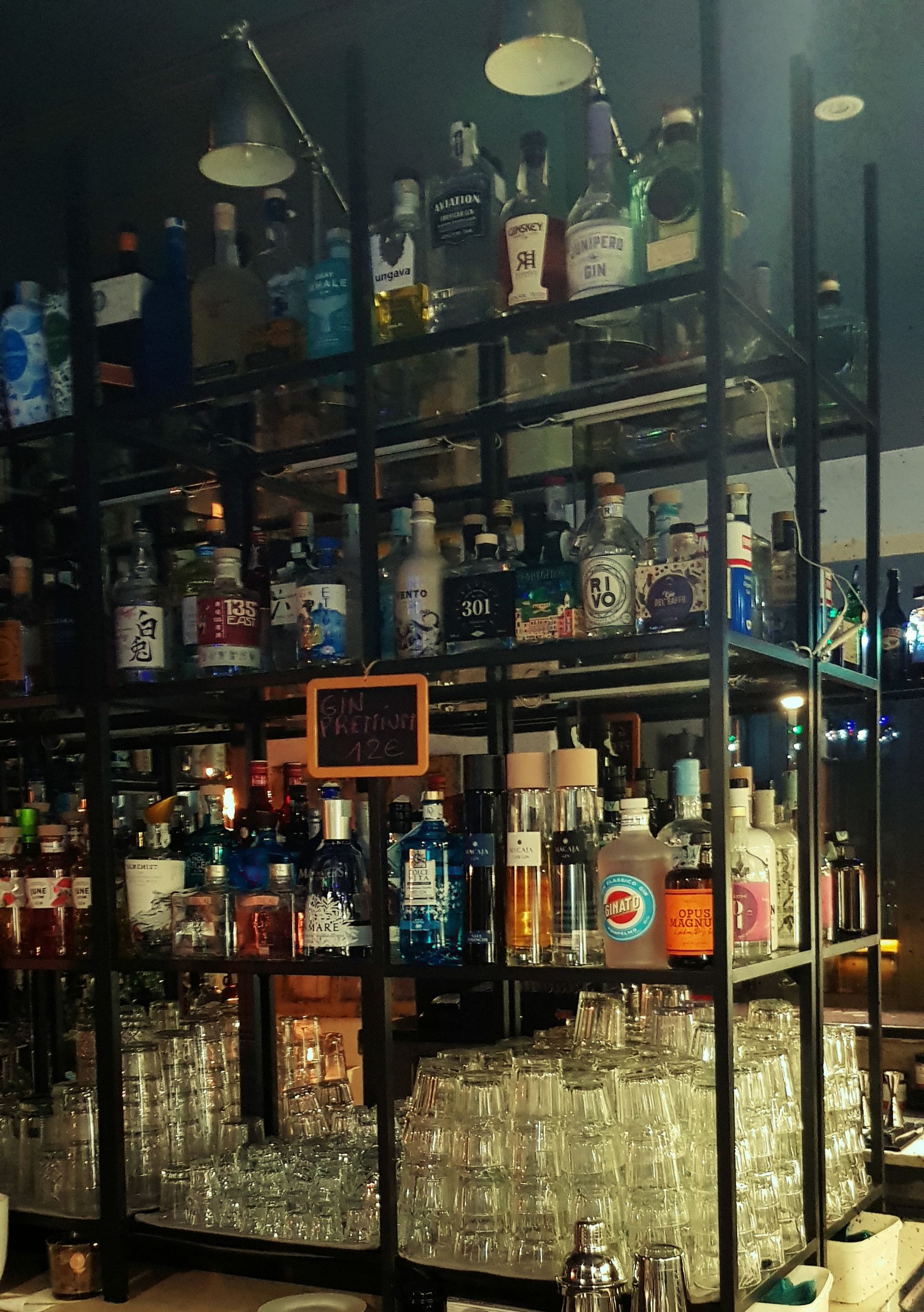 Osti's - © Photo by Osti's Gintoneria cocktail bar