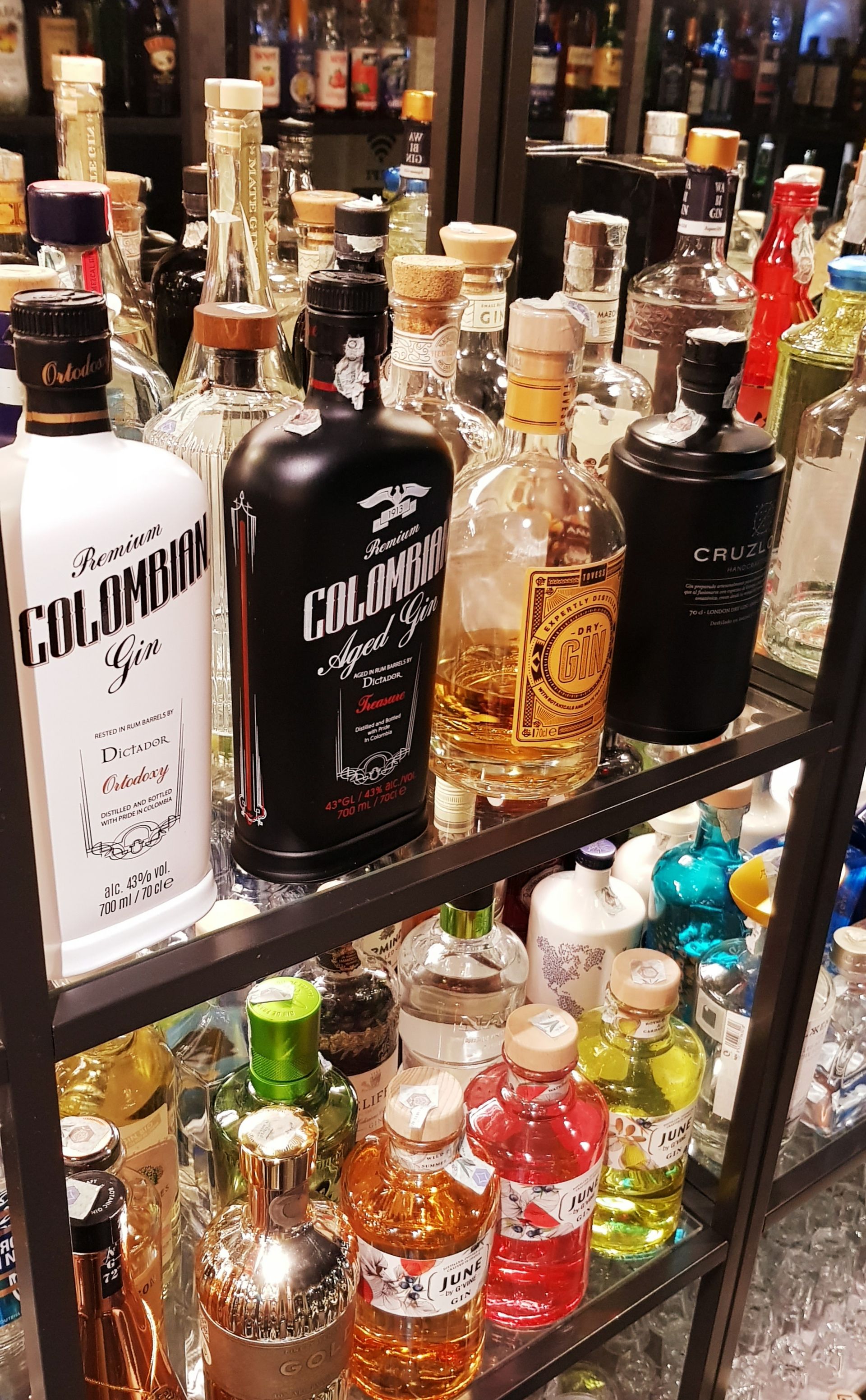 Osti's - © Photo by Osti's Gintoneria cocktail bar