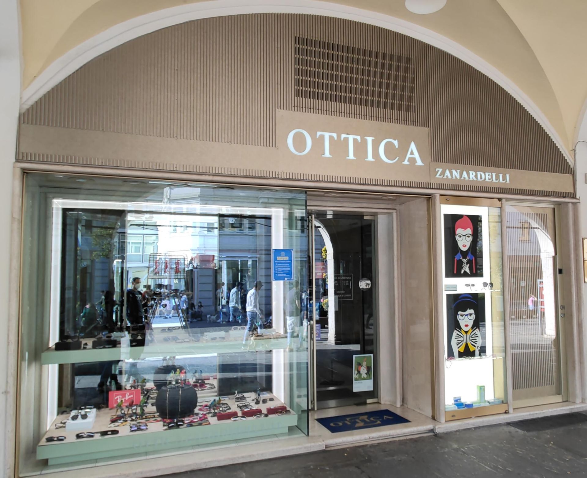 Ottica zanardelli - © Photo by raniero serana