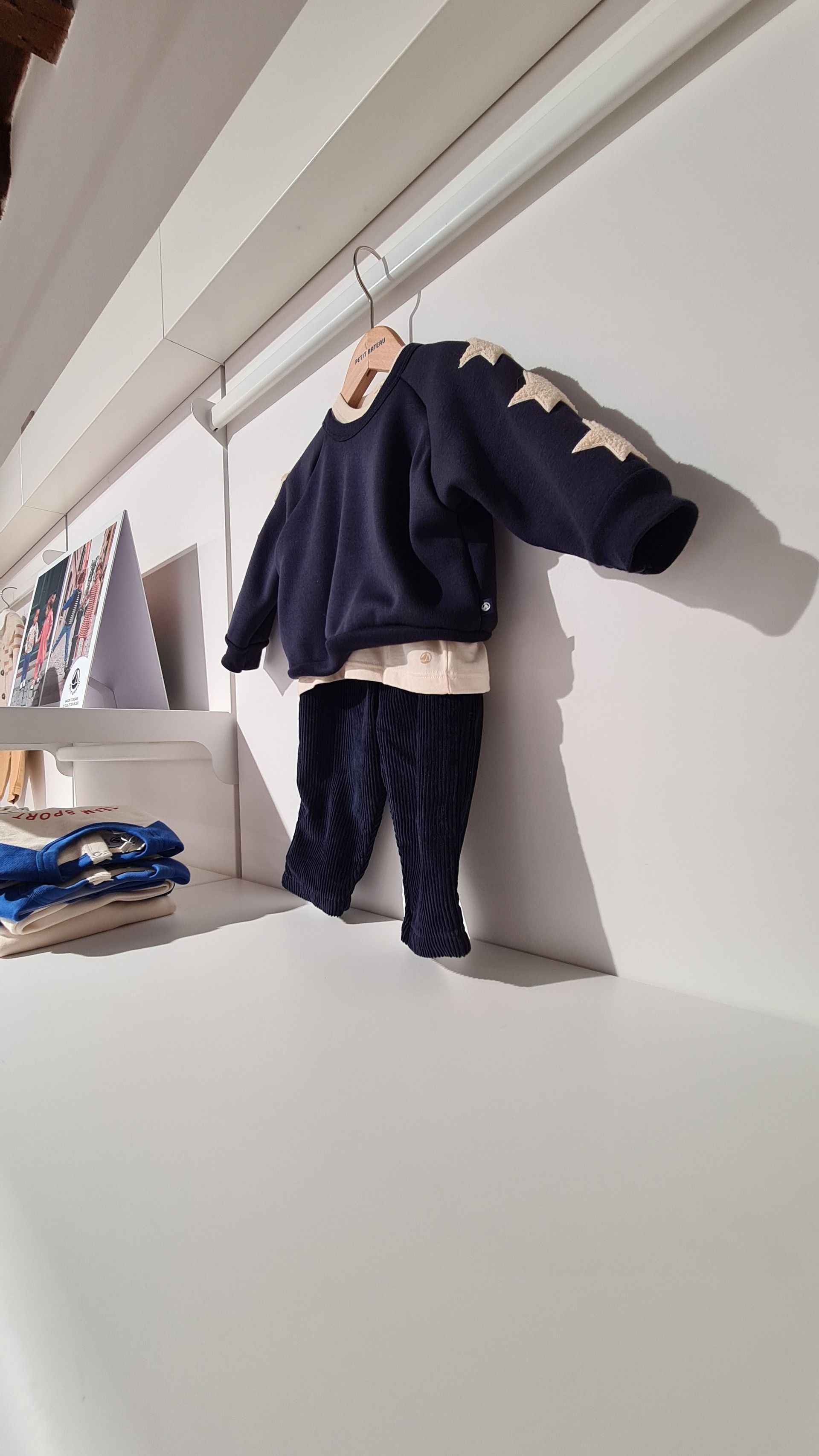 Petit Bateau - © Photo by Tony