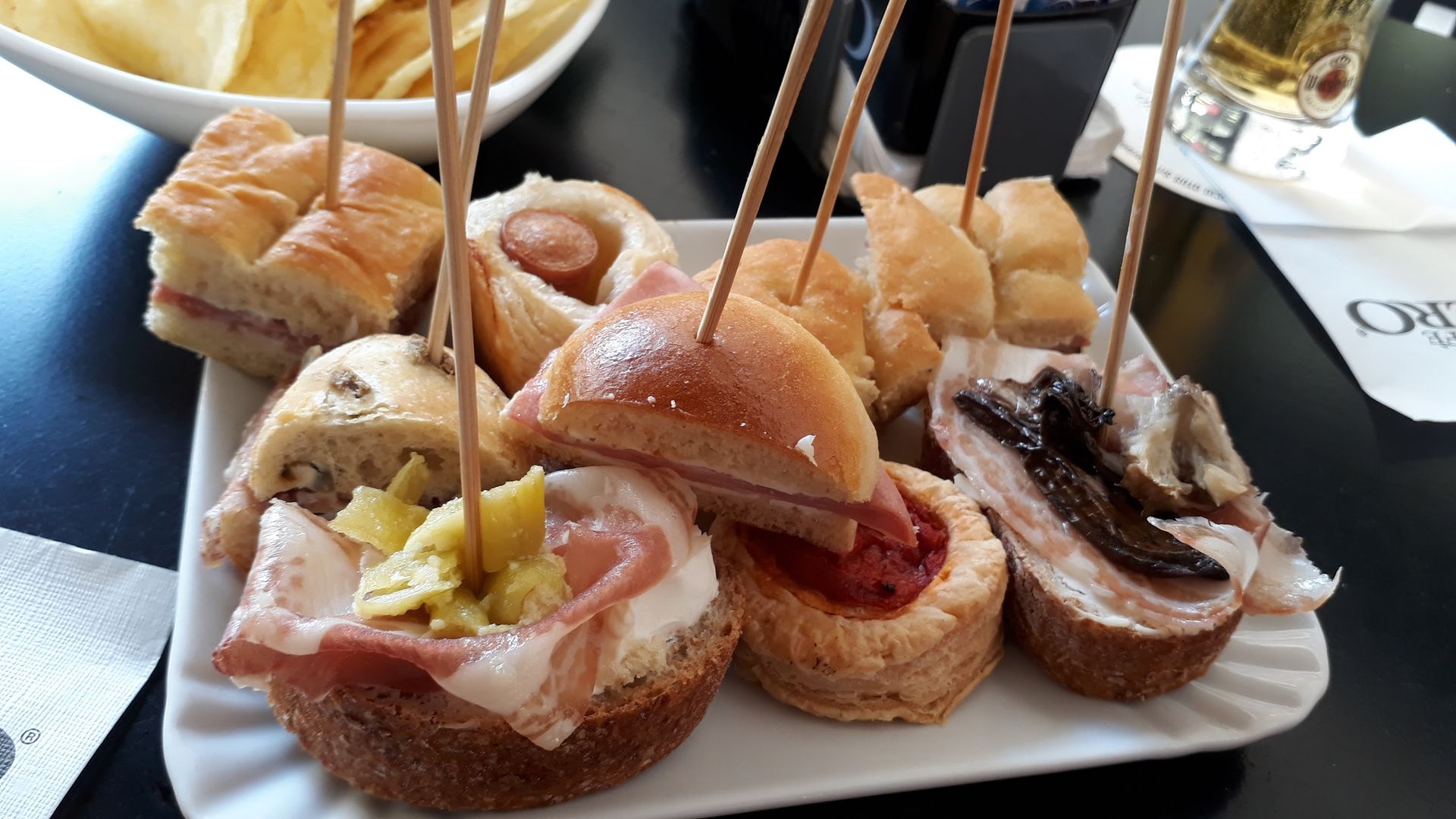 Punto d'incontro - © Photo by Maria Dirry