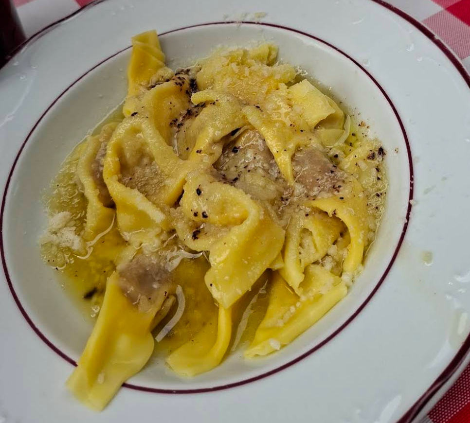 Ristorante all'ombra della pallata - © Photo by M Schulze